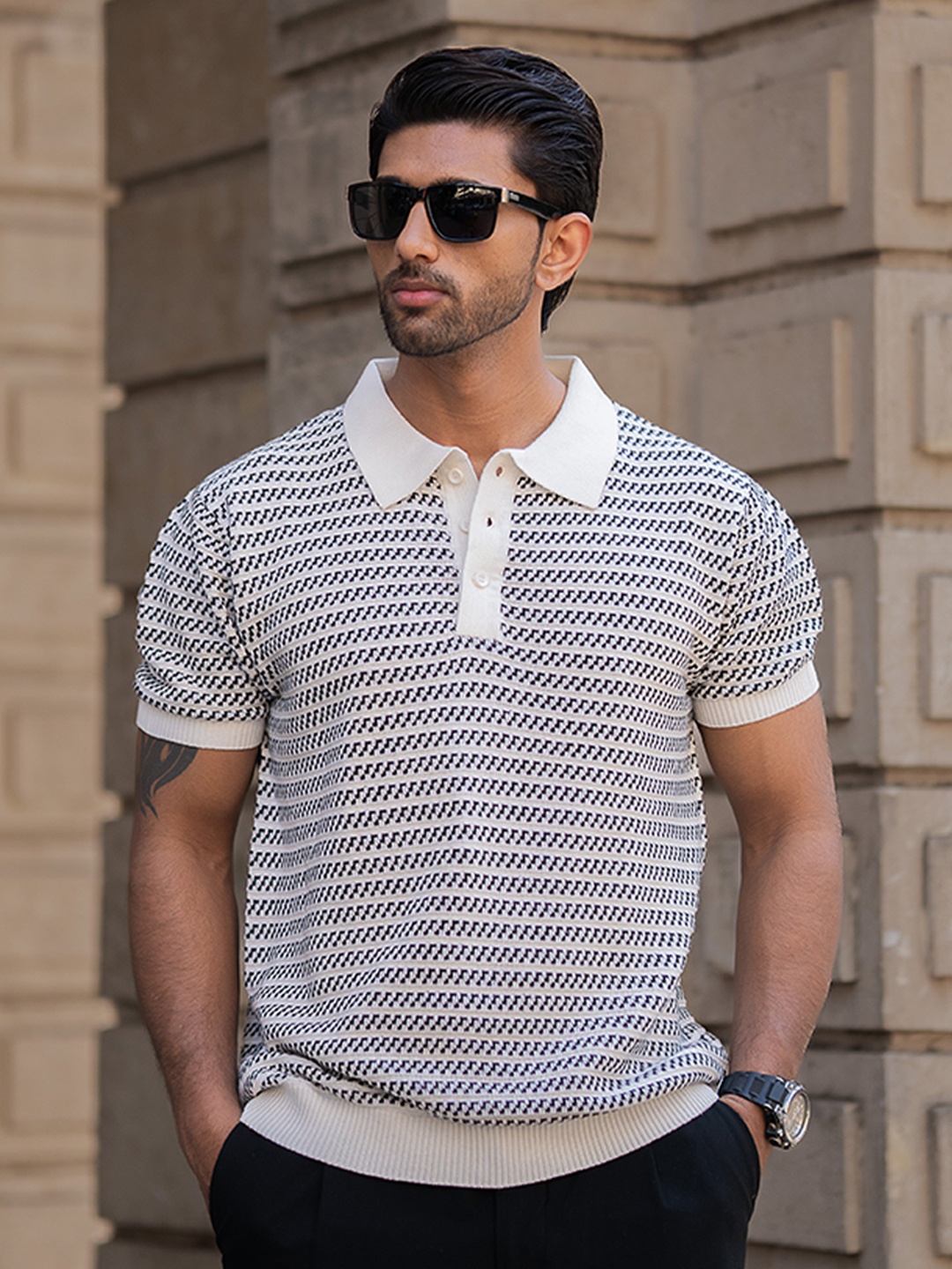

Powerlook Men Striped Polo Collar T-shirt, Black