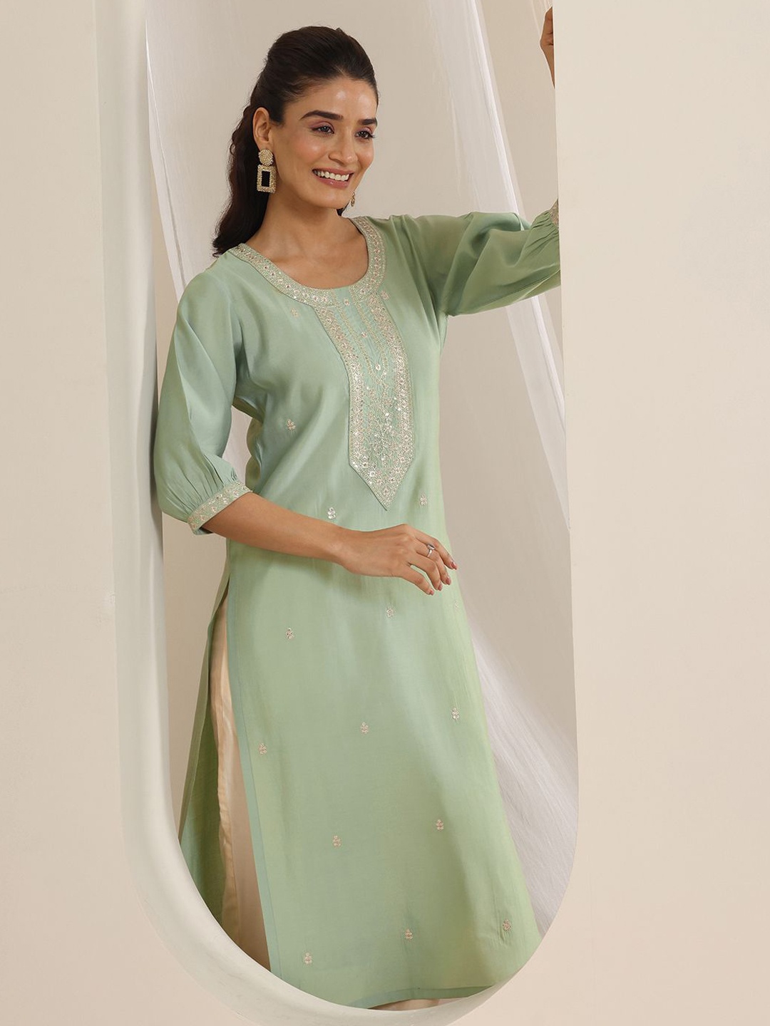 

Libas Women Ethnic Motifs Embroidered Kurta, Green