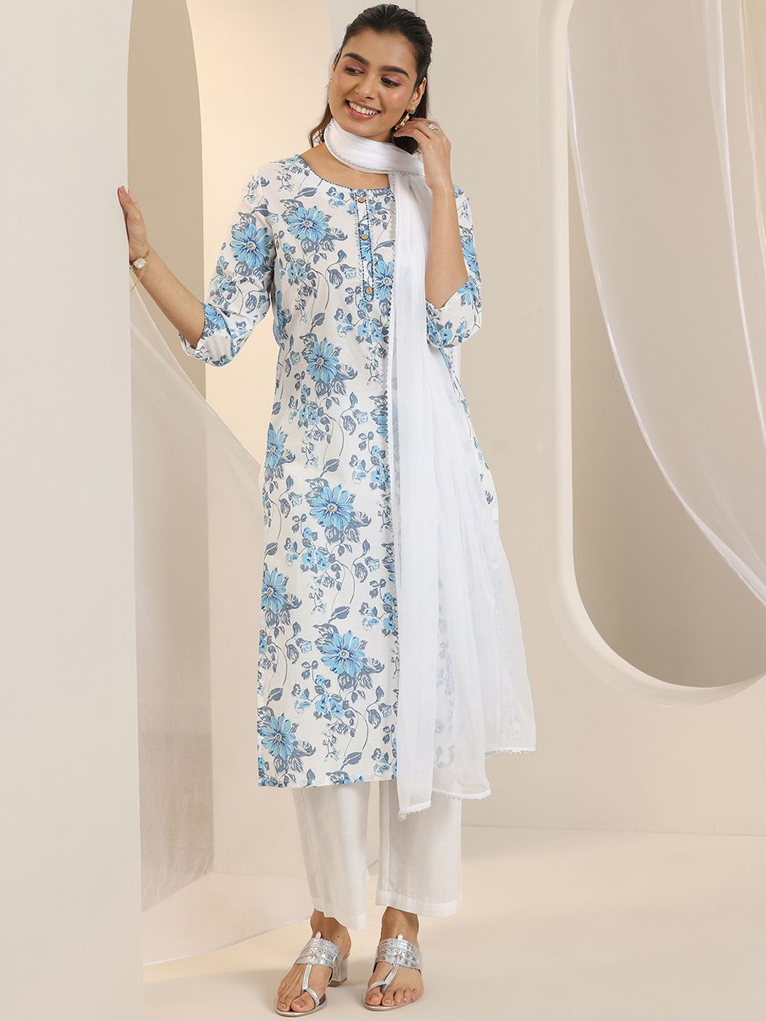 

Libas Floral Printed Round Neck Gotta Patti Kurta With Trousers & Dupatta, White
