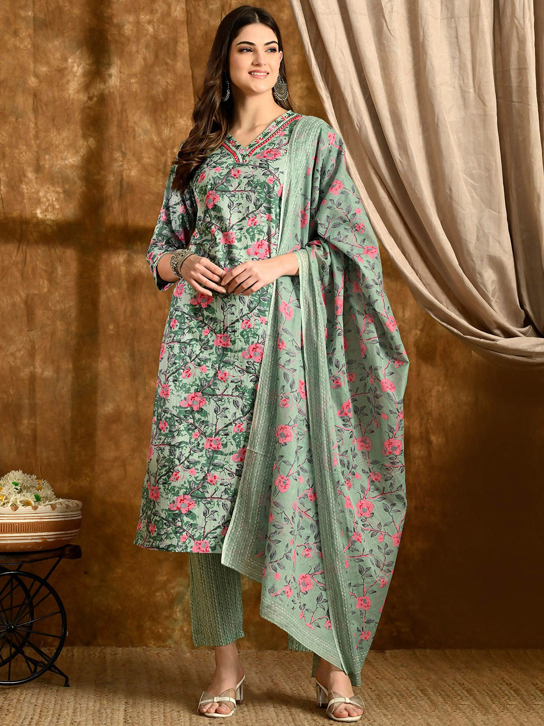 

Anouk Women Floral Printed Regular Pure Cotton Kurta with Trousers & With Dupatta, Green