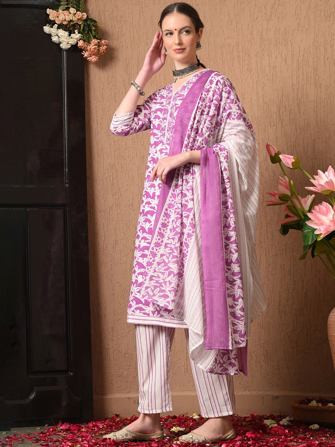 

Anouk Women Floral Printed Regular Pure Cotton Kurta with Trousers & With Dupatta, Purple