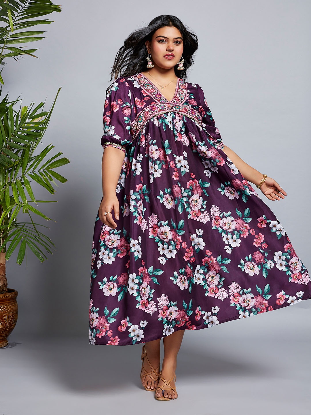 

Globus Gloplus V-Neck Puff Sleeves Floral Print Lace Detailing A-Line Plus Size Midi Dress, Burgundy