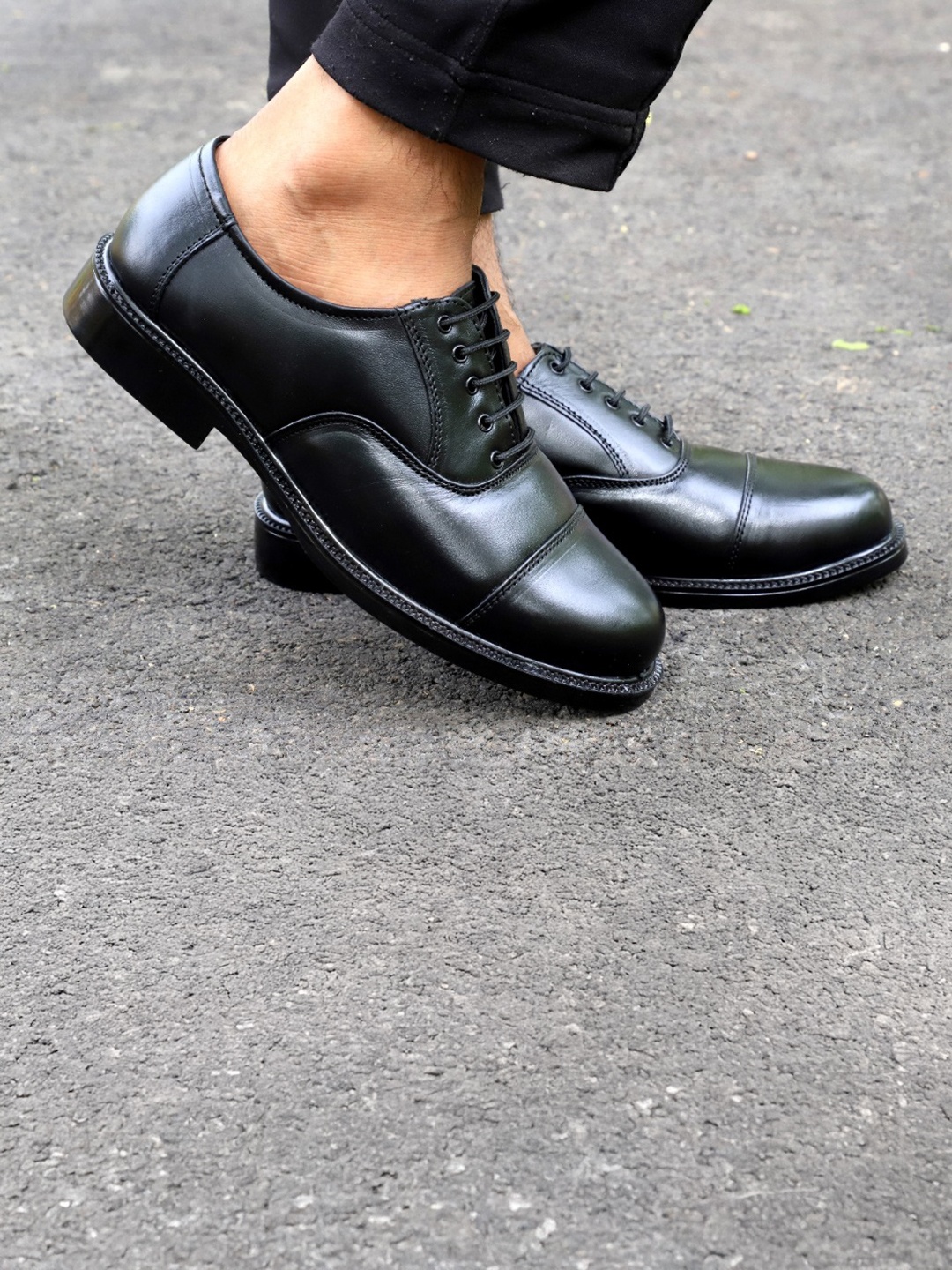

Butello Men Leather Formal Oxfords, Black