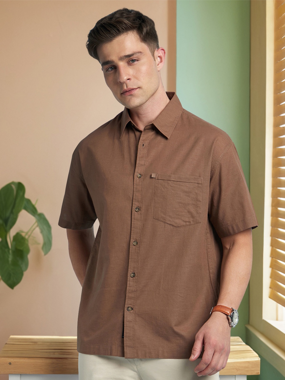 

Dennis Lingo Men Self Design Spread Collar Half Sleeves Relaxed Fit Shirt, Brown