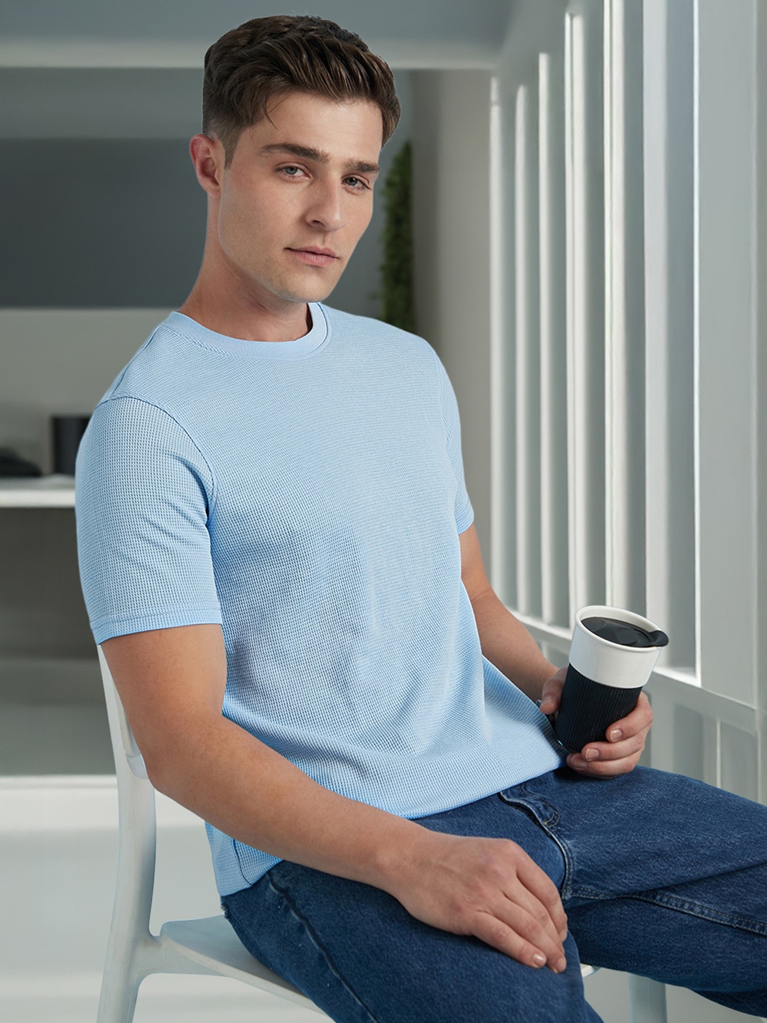 

Dennis Lingo Men Textured Round Neck Half Sleeves Regular Fit T-shirt, Blue