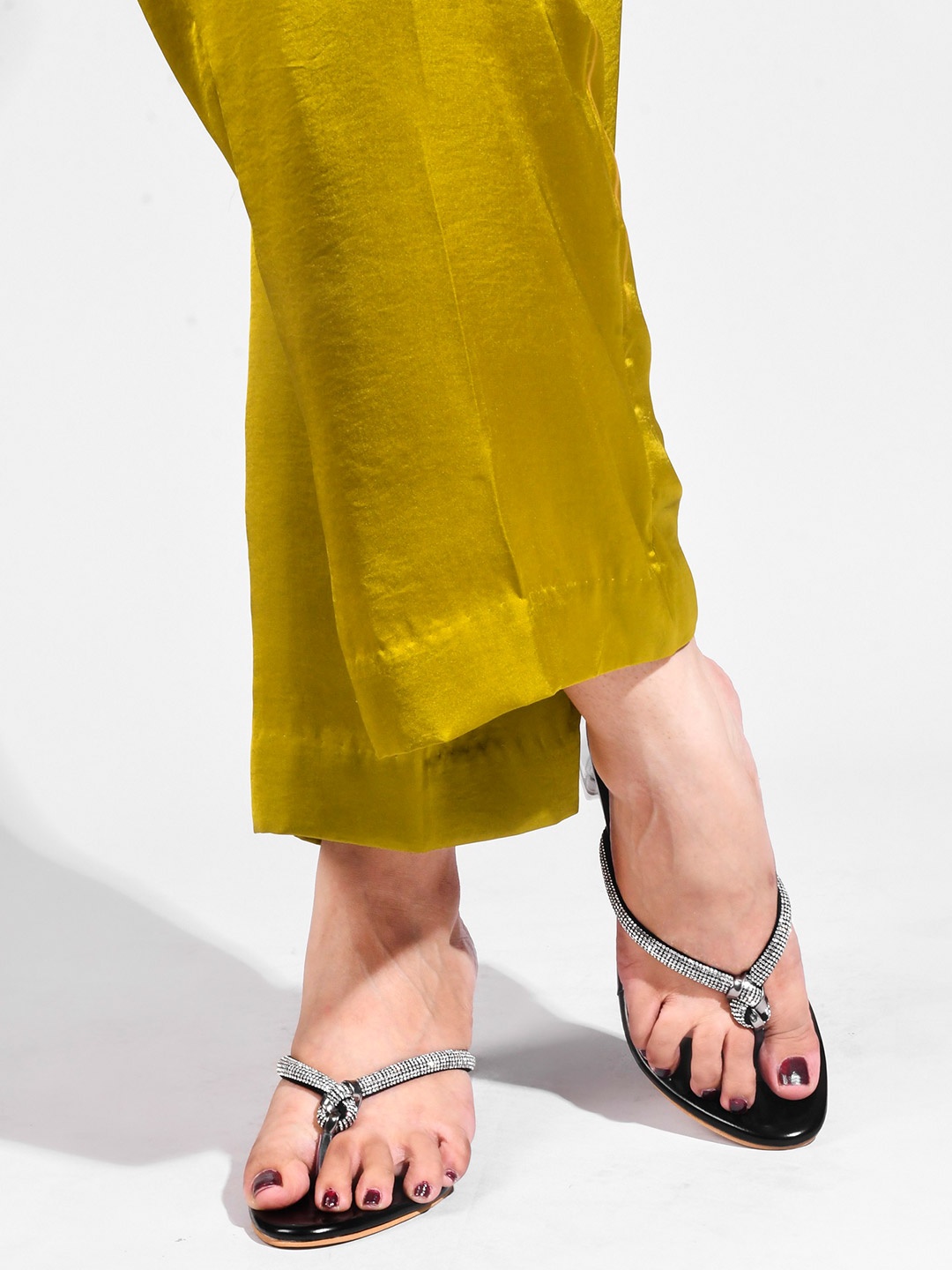 

TRYME Party Block Sandals, Beige