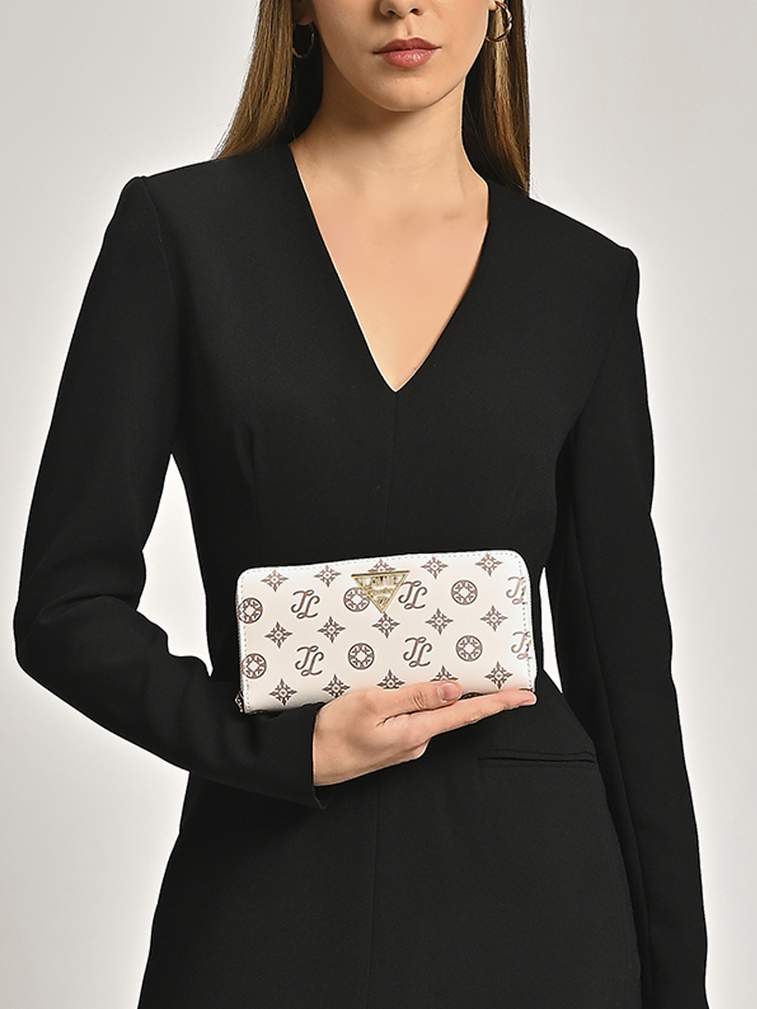 

LAVIE Signature Women Berlin Quilted Zip Around Wallet, Off white
