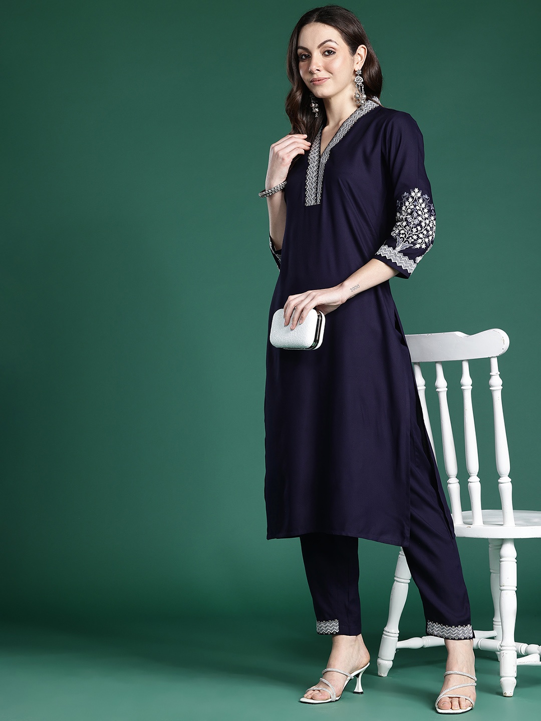 

Indo Era Floral Embroidered Sequinned Kurta with Trousers, Navy blue