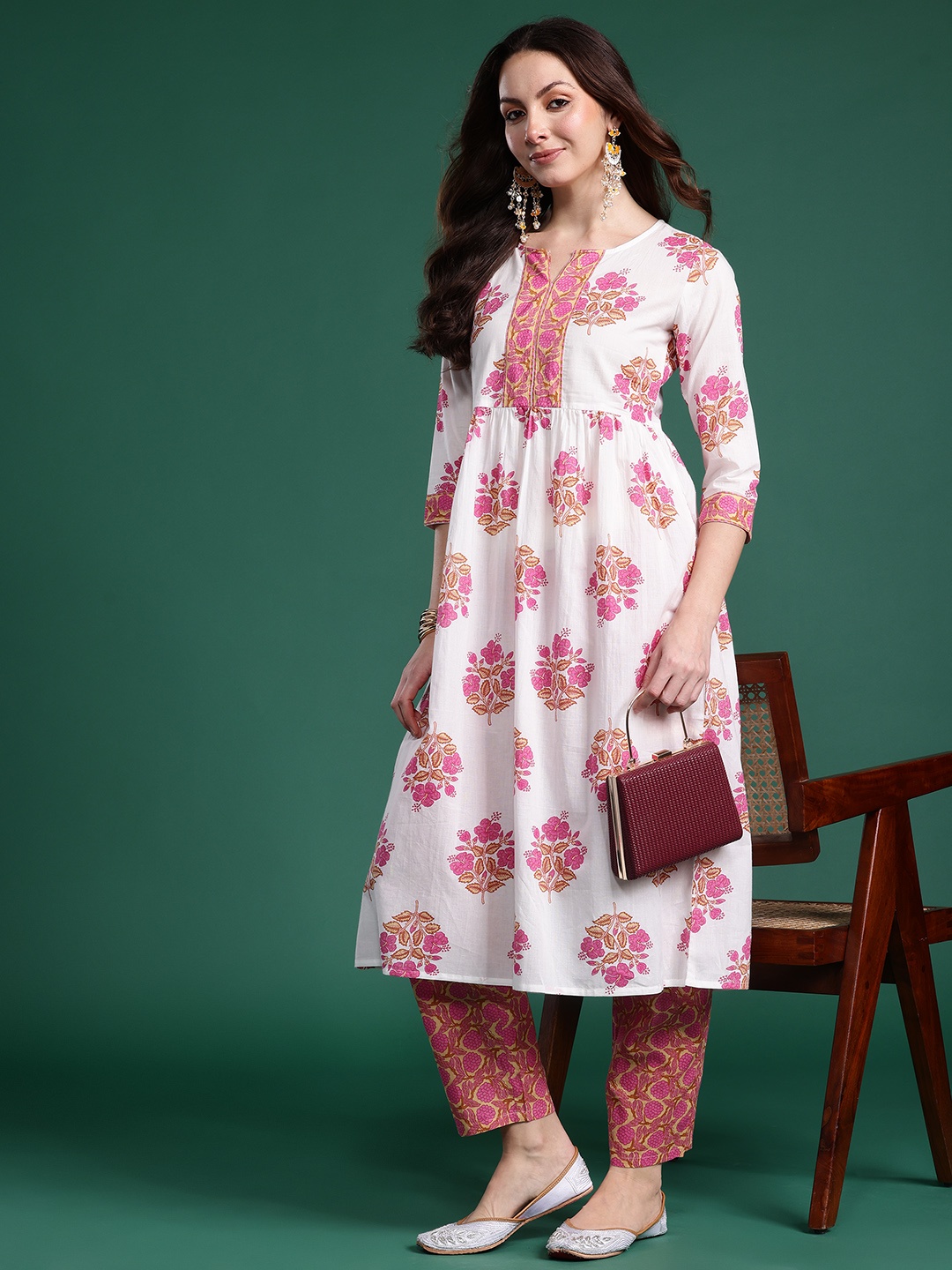 

Indo Era Floral Printed Pure Cotton Kurta with Trousers, White
