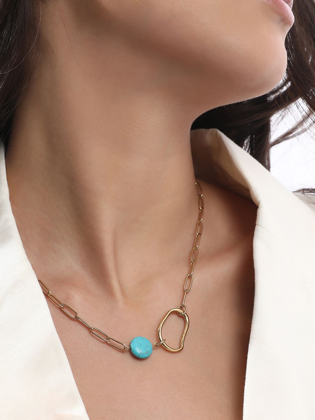 

SOHI Gold-Plated Artificial Stones Studded The Santorini Chain