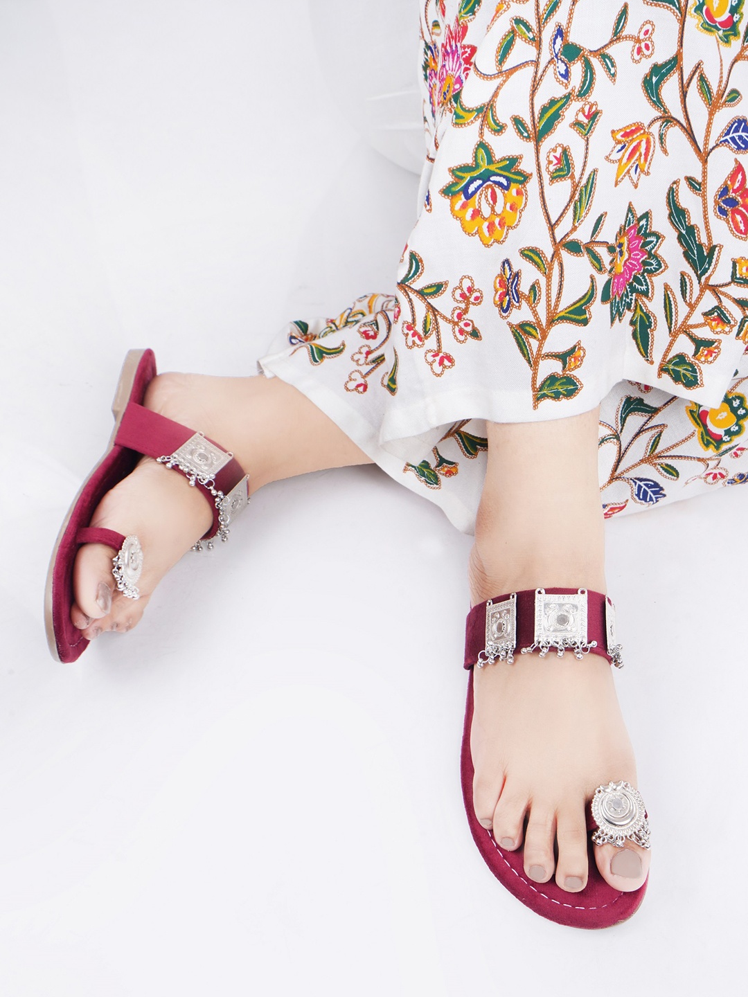 

TRYME Women Ethnic Open Toe Flats, Maroon