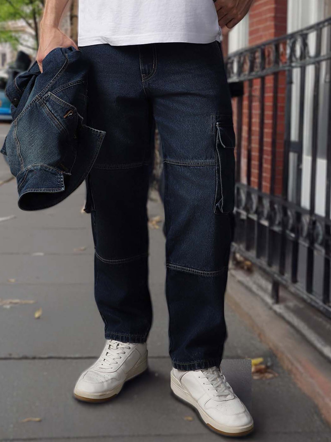

High Star Men Relaxed Fit Light Fade Cargo Jeans, Blue