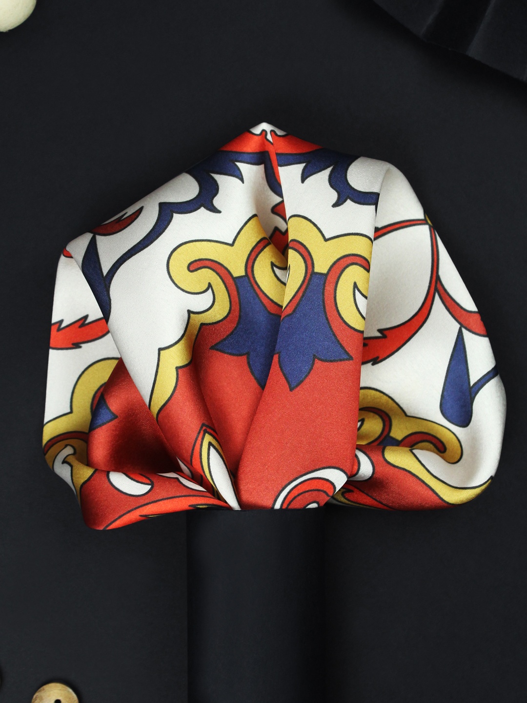 

House of Pataudi Floral Majesty Printed Pocket Square, Red
