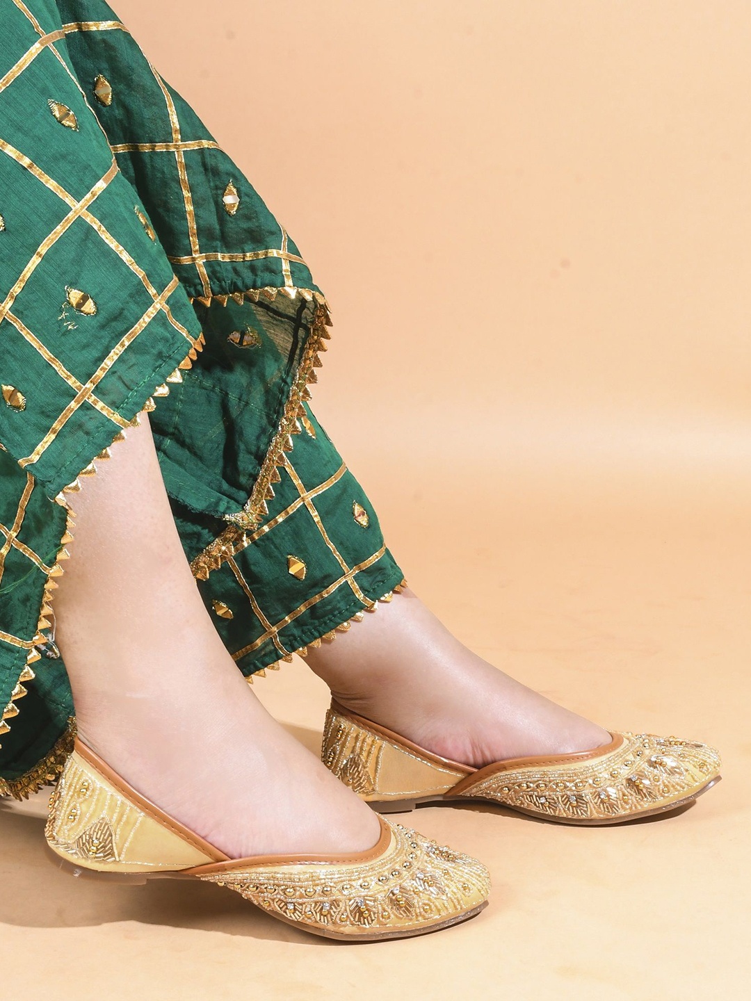 

TRYME Women Ethnic Open Toe Flats, Yellow