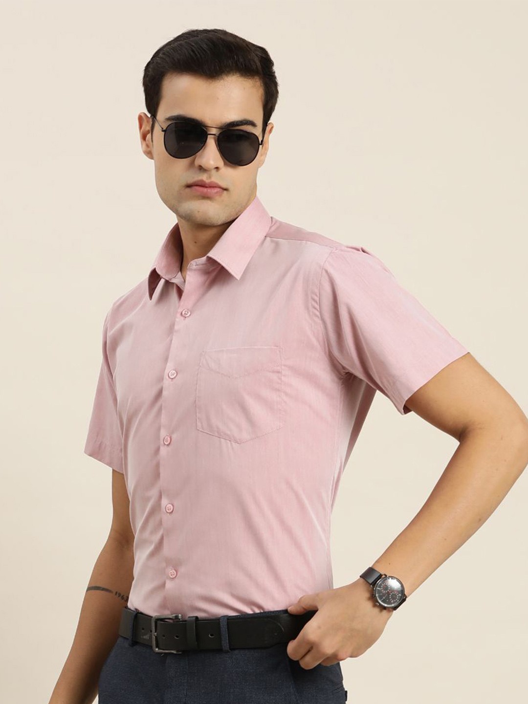 

PulseIQ Men Slim Fit Opaque Formal Shirt, Coral