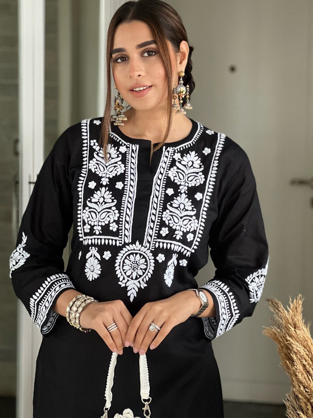 

House of Chikankari Women Chikankari Kurta Set, Black