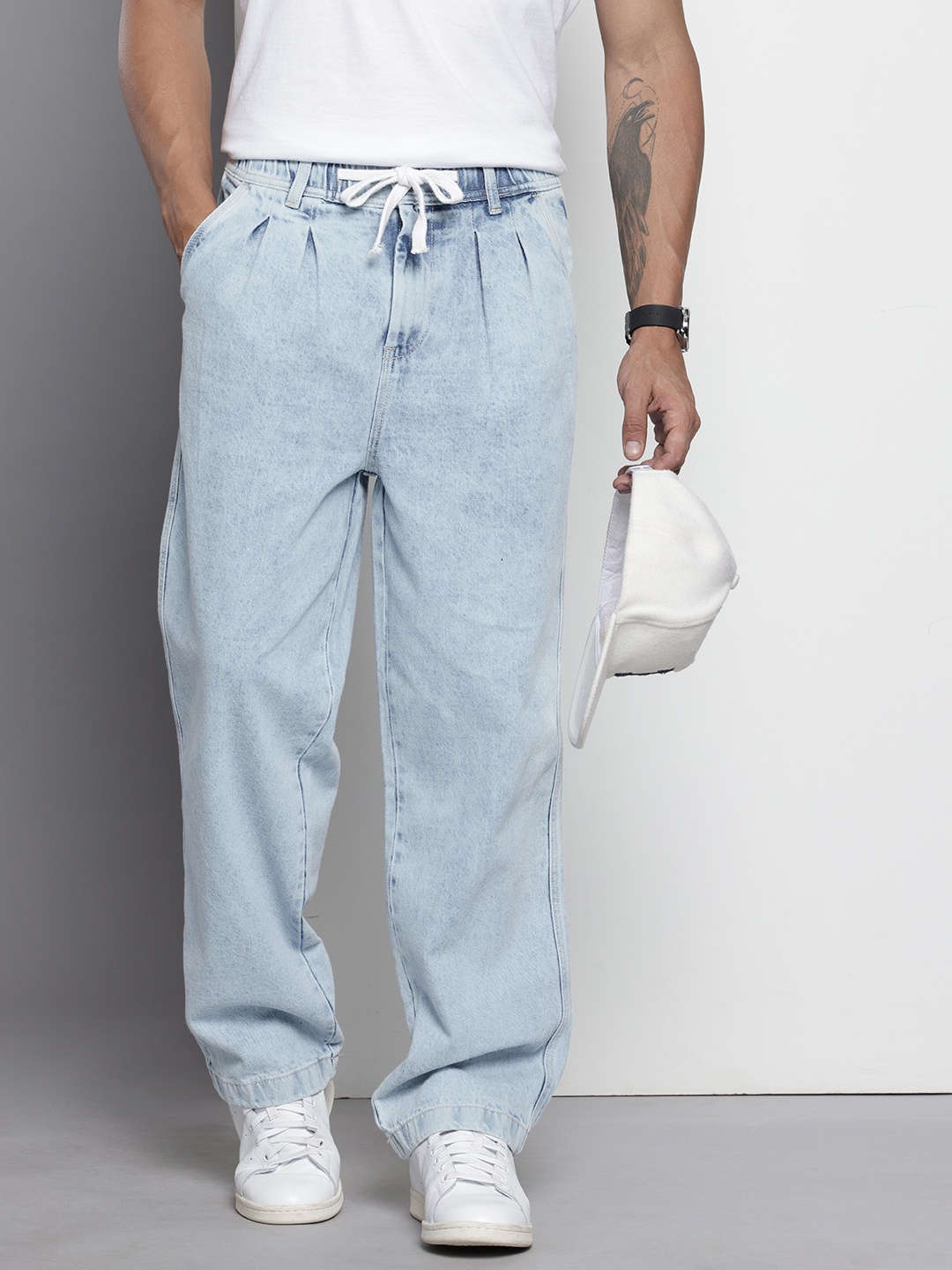 

The Indian Garage Co Men Pure Cotton Relaxed Fit Heavy Fade Joggers, Blue