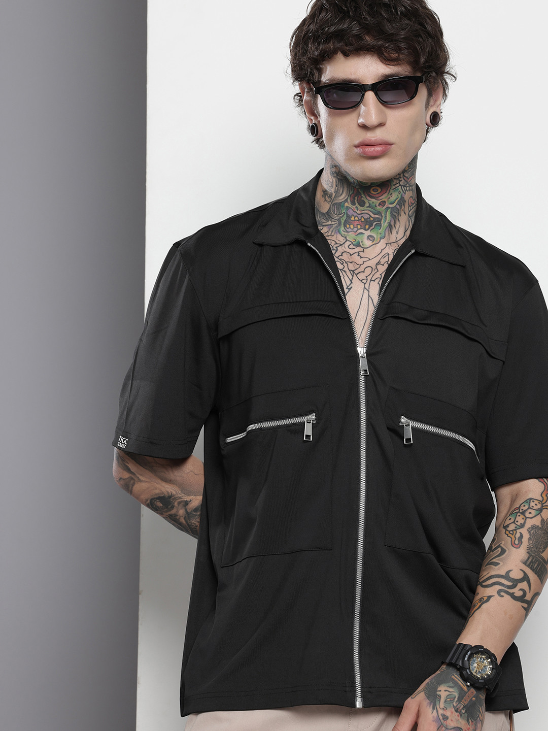 

The Indian Garage Co Solid Relaxed Fit Casual Shirt, Black