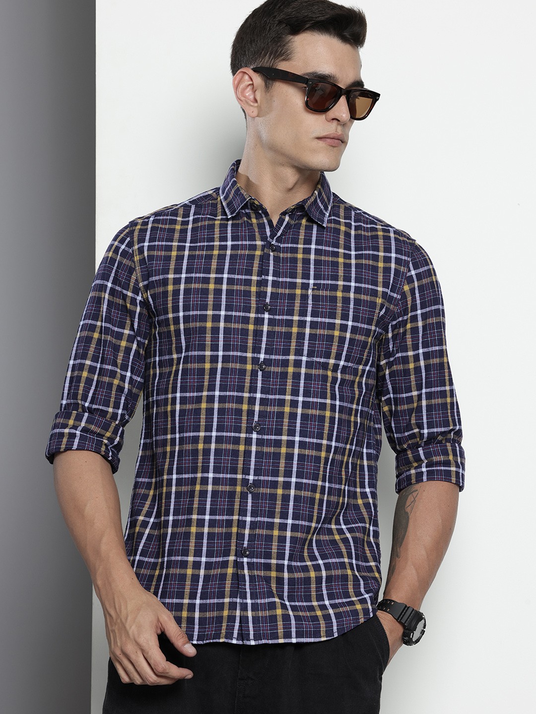 

The Indian Garage Co Slim Fit Checked Pure Cotton Casual Shirt, Navy blue