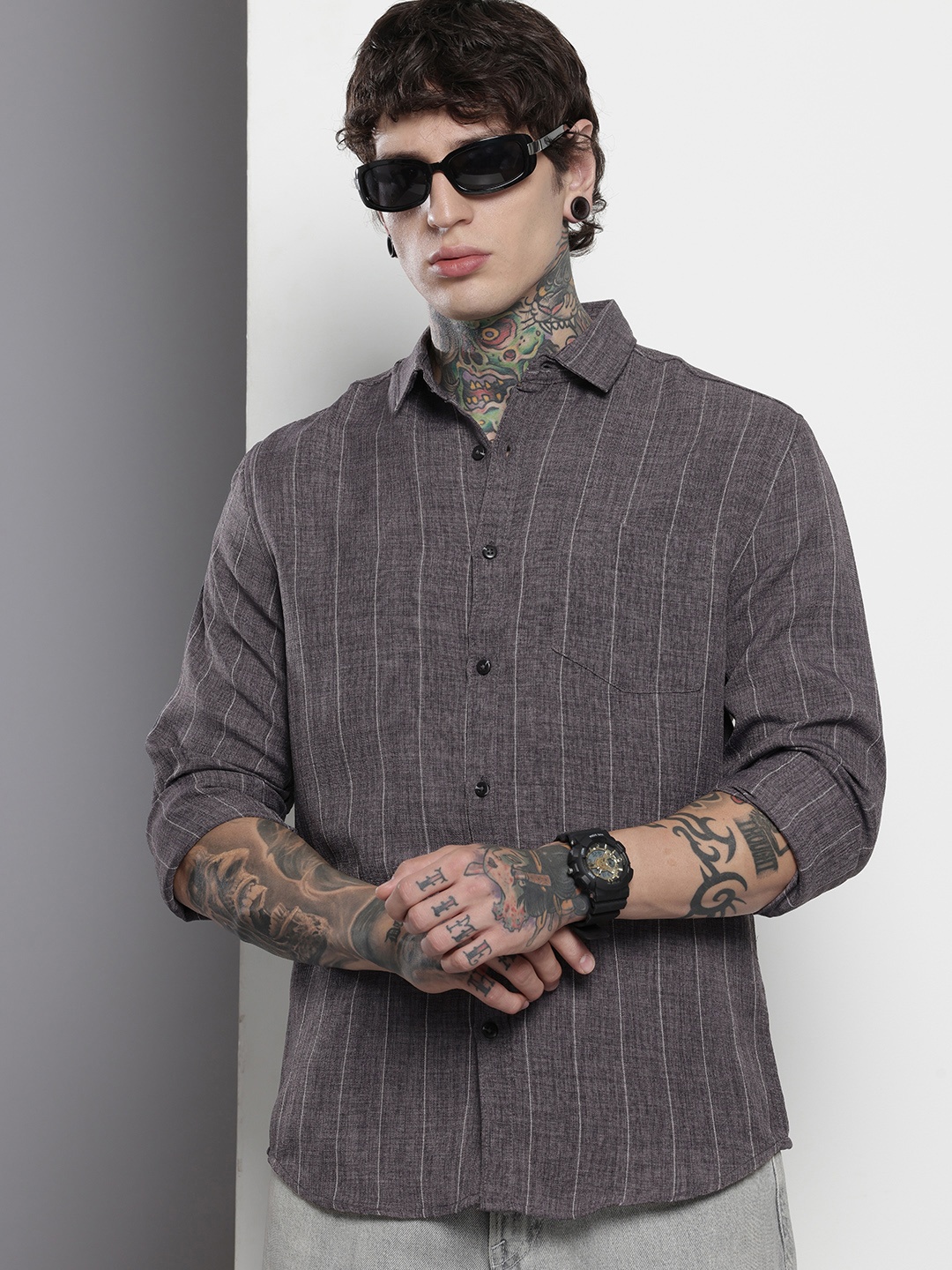 

The Indian Garage Co Slim Fit Vertical Stripes Casual Shirt, Grey