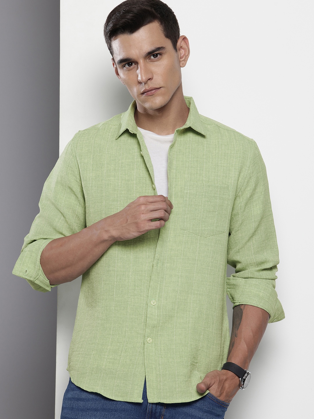 

The Indian Garage Co Slim Fit Opaque Striped Casual Shirt, Green