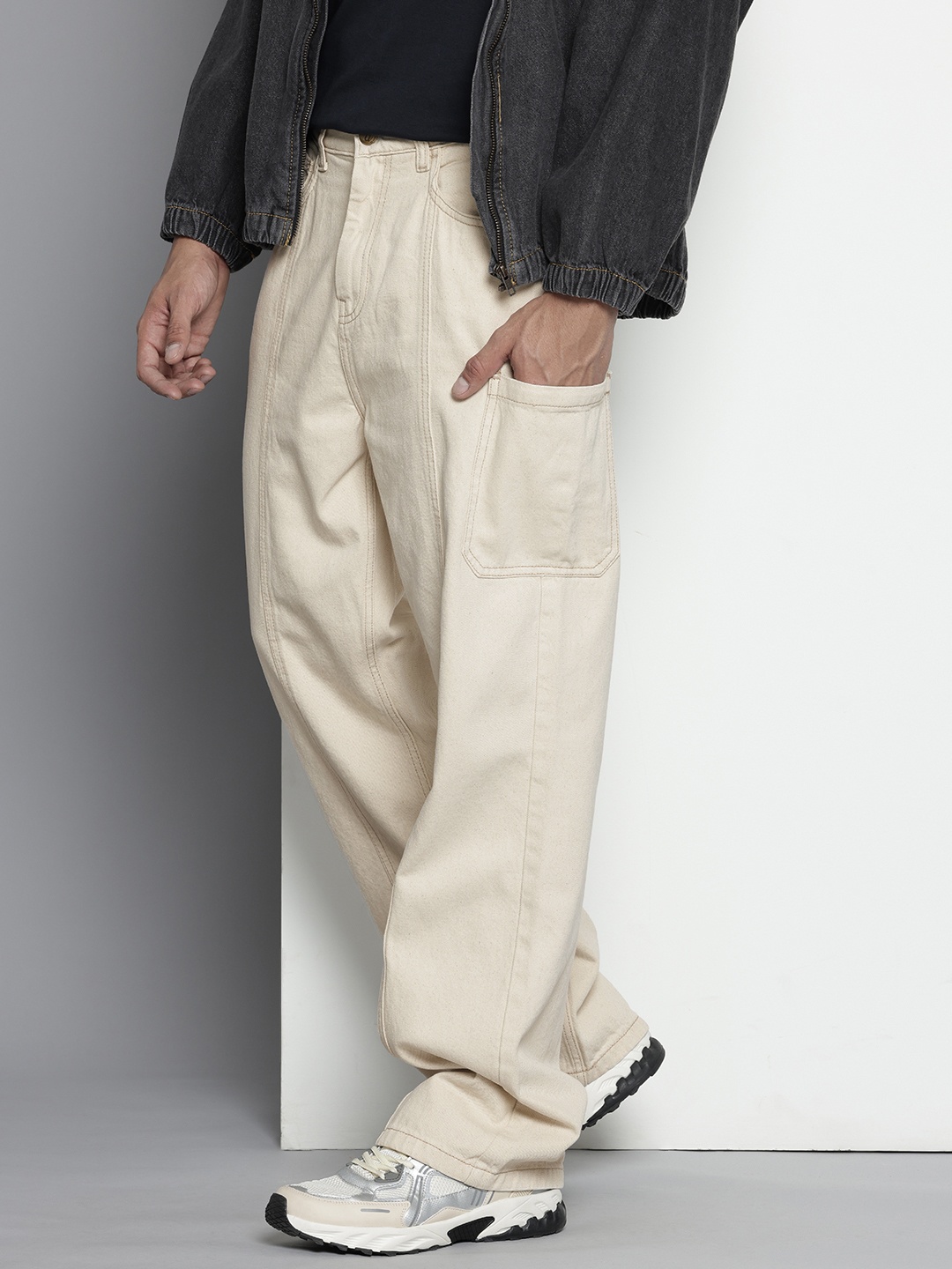 

The Indian Garage Co. Men Wide Leg Jeans, Off white