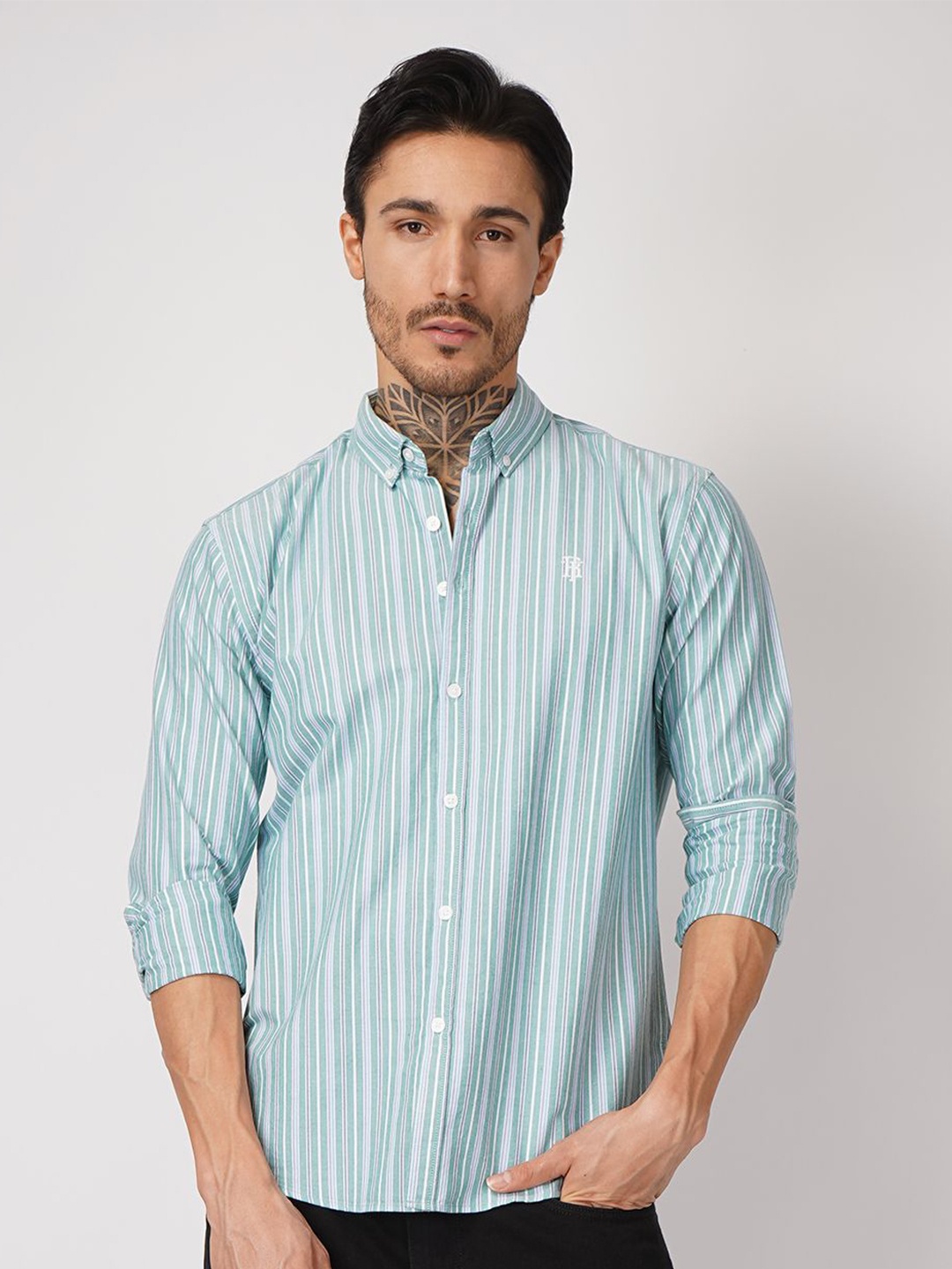 

Red Tape Men Relaxed Horizontal Stripes Opaque Striped Casual Shirt, Green
