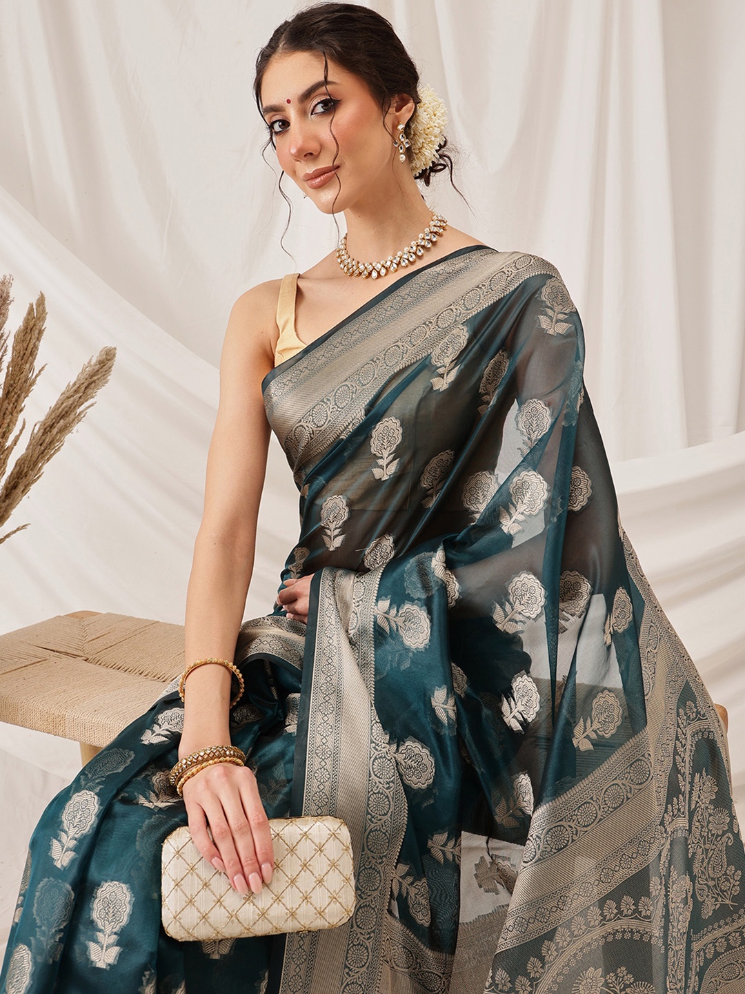 

DIVASTRI Floral Banarasi Organza Soft Silk Teal Saree