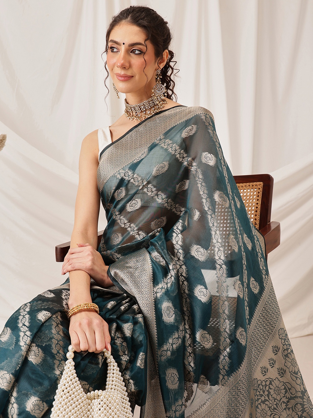 

DIVASTRI Soft Silk Organza Saree with Floral Border, Teal