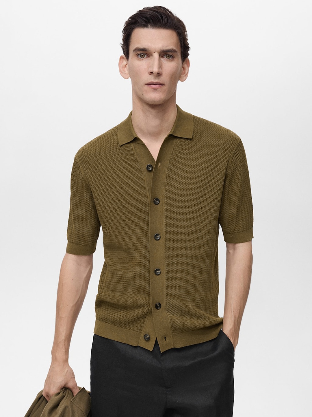 

MANGO MAN Men Textured Casual Shirt, Brown