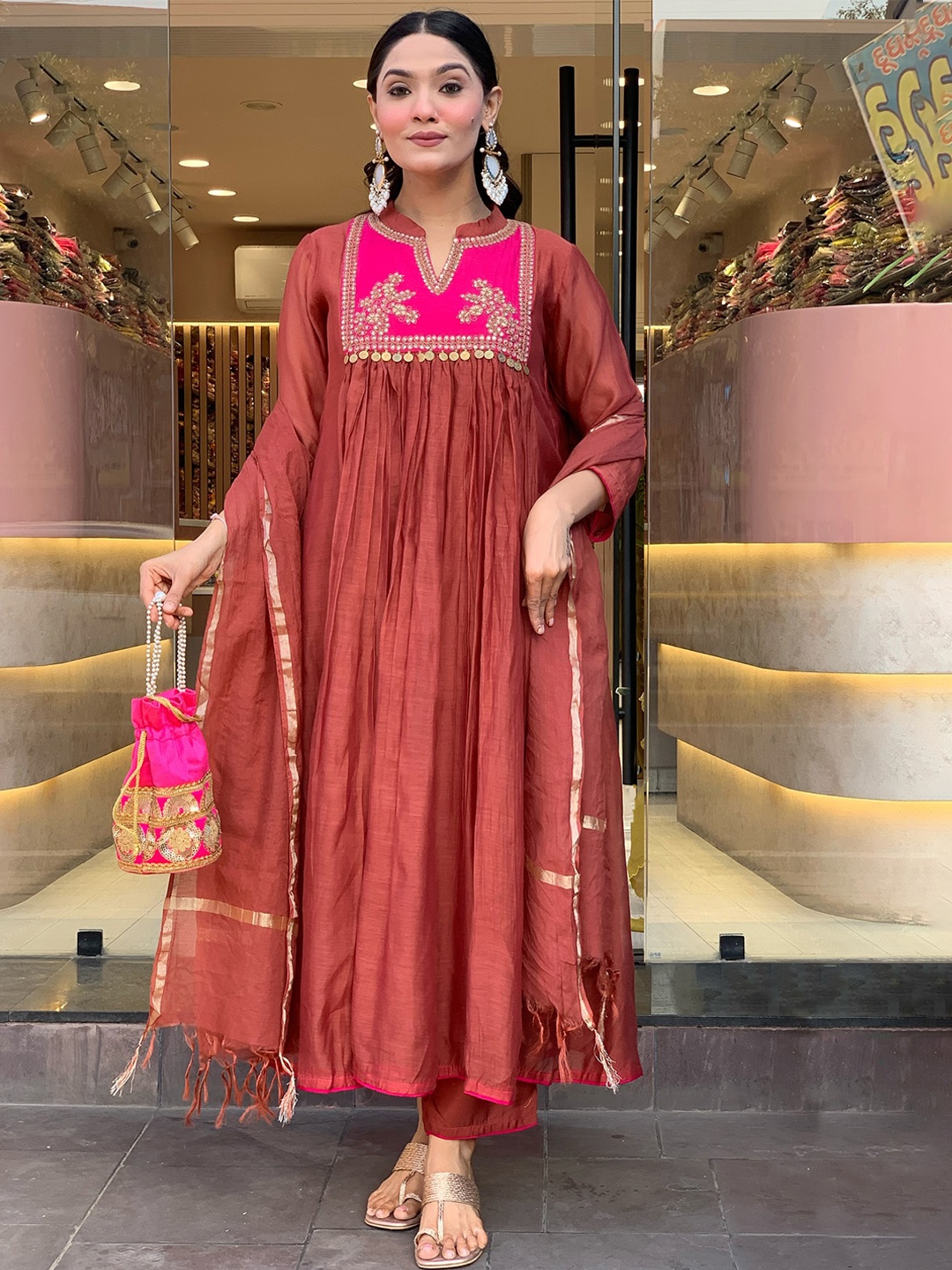 

GoSriKi Women Regular Kurta with Trousers & With Dupatta, Rust