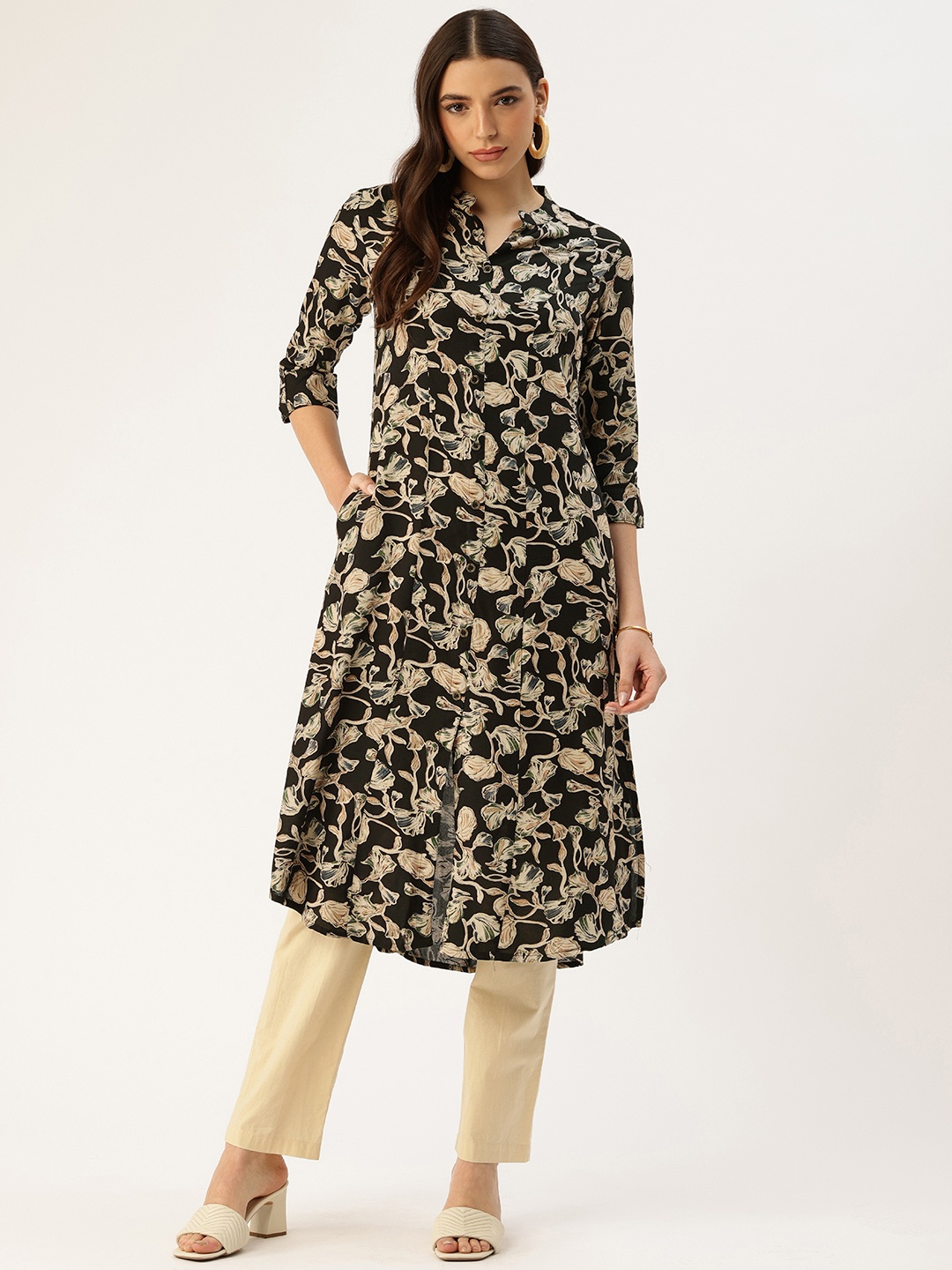

AMUKTI Floral Printed Mandarin Collar Kurta, Black