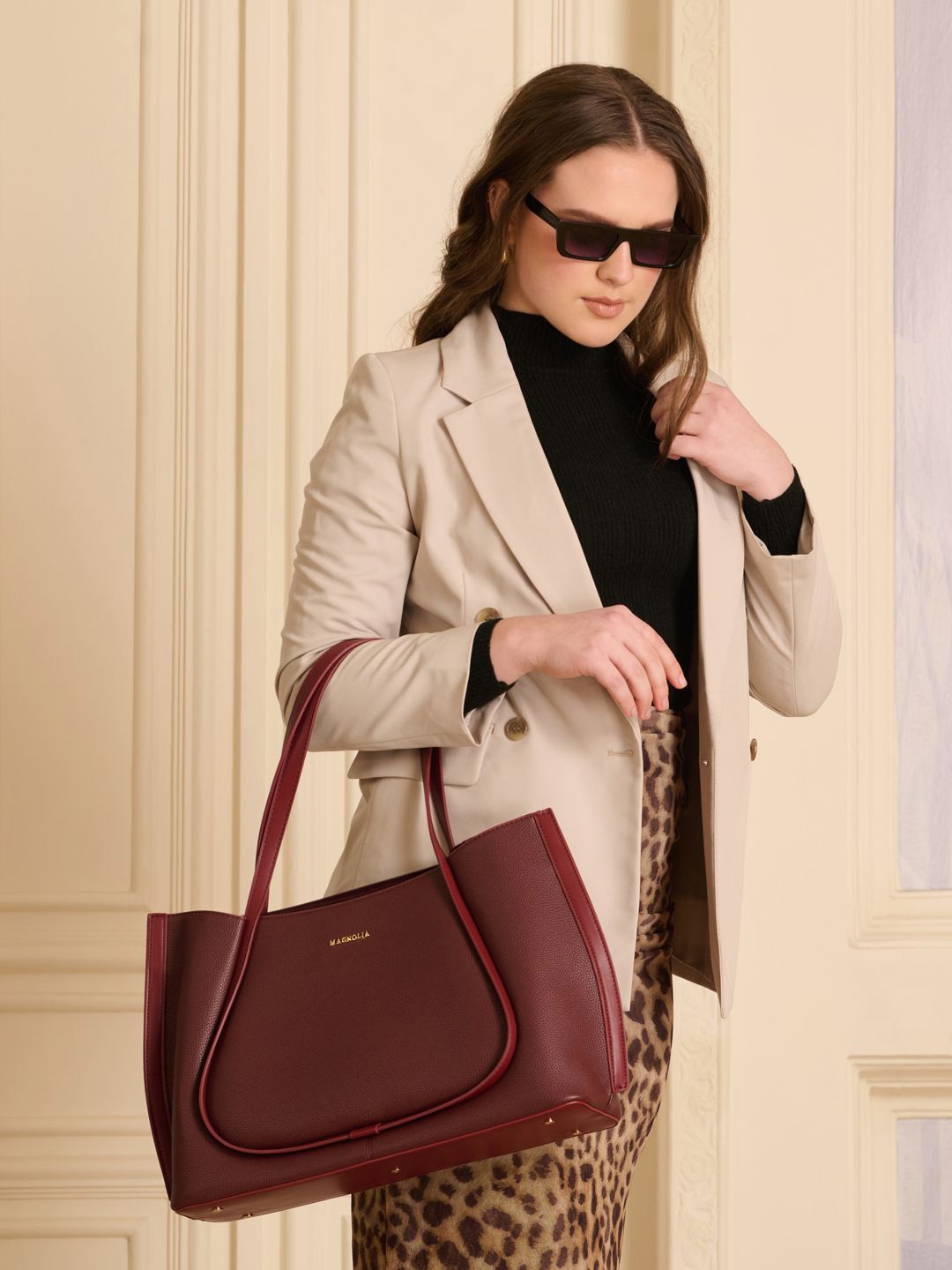 

MAGNOLIA PU Structured Handheld Bag, Red