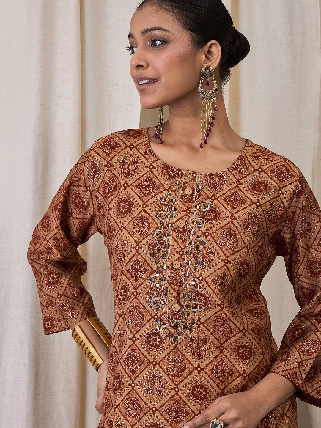 

Anouk Floral Printed Mirror Work Chanderi Silk Straight Kurta, Brown