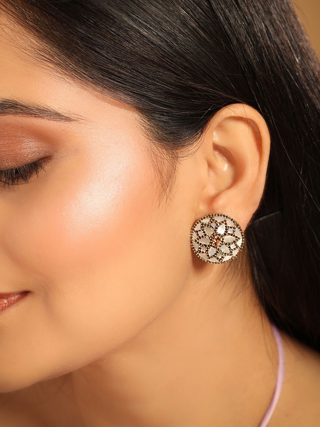 

Yinara 22K Gold Plated Mother of Pearls Studded Contemporary Shaped Studs