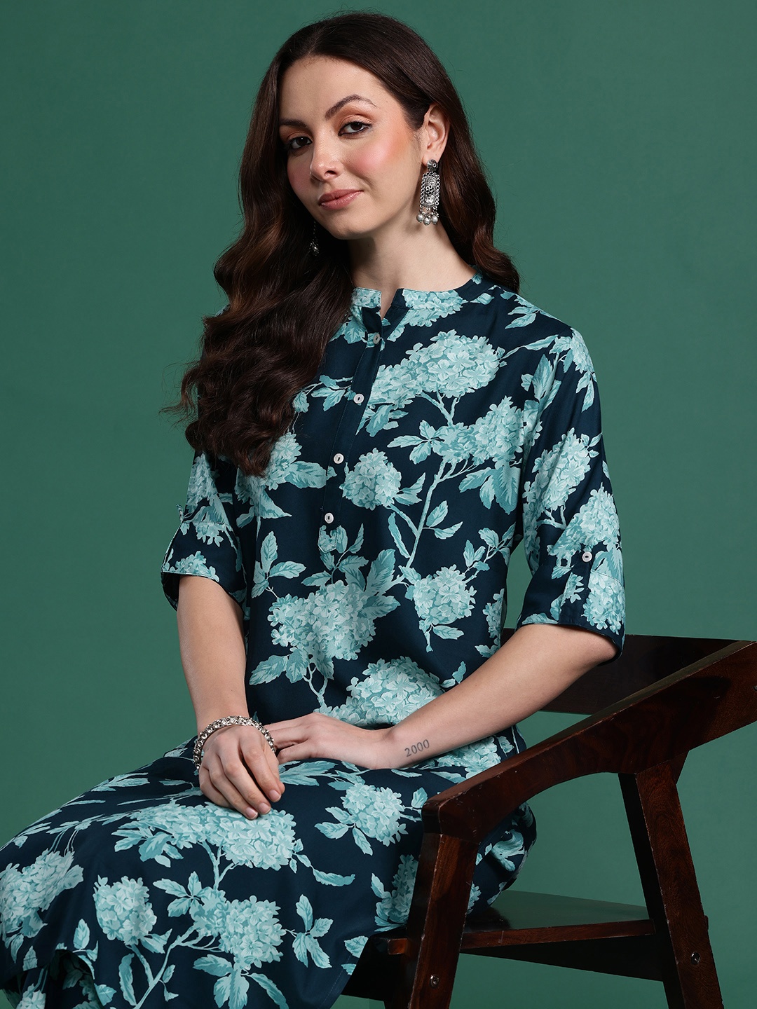 

Indo Era Floral Printed Kurta with Palazzos, Teal