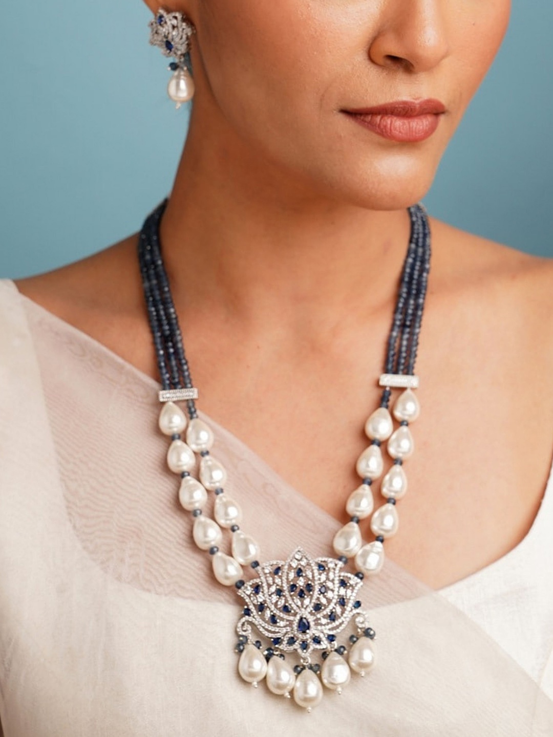 

ABDESIGNS Sophisticated Silver Plated Pearl American Diamond Necklace Set