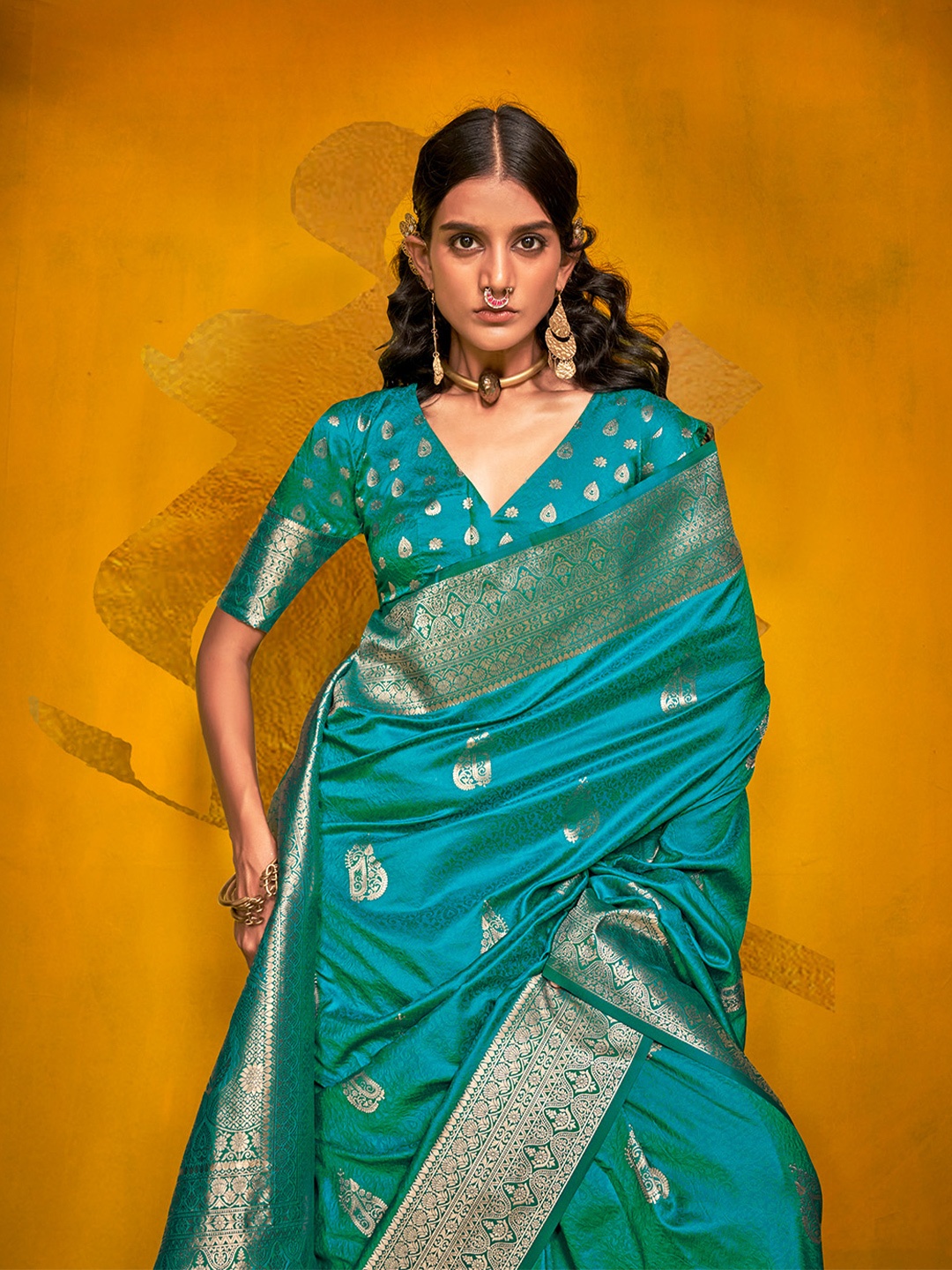 

Ishin Woven Design Silk Blend Saree, Blue