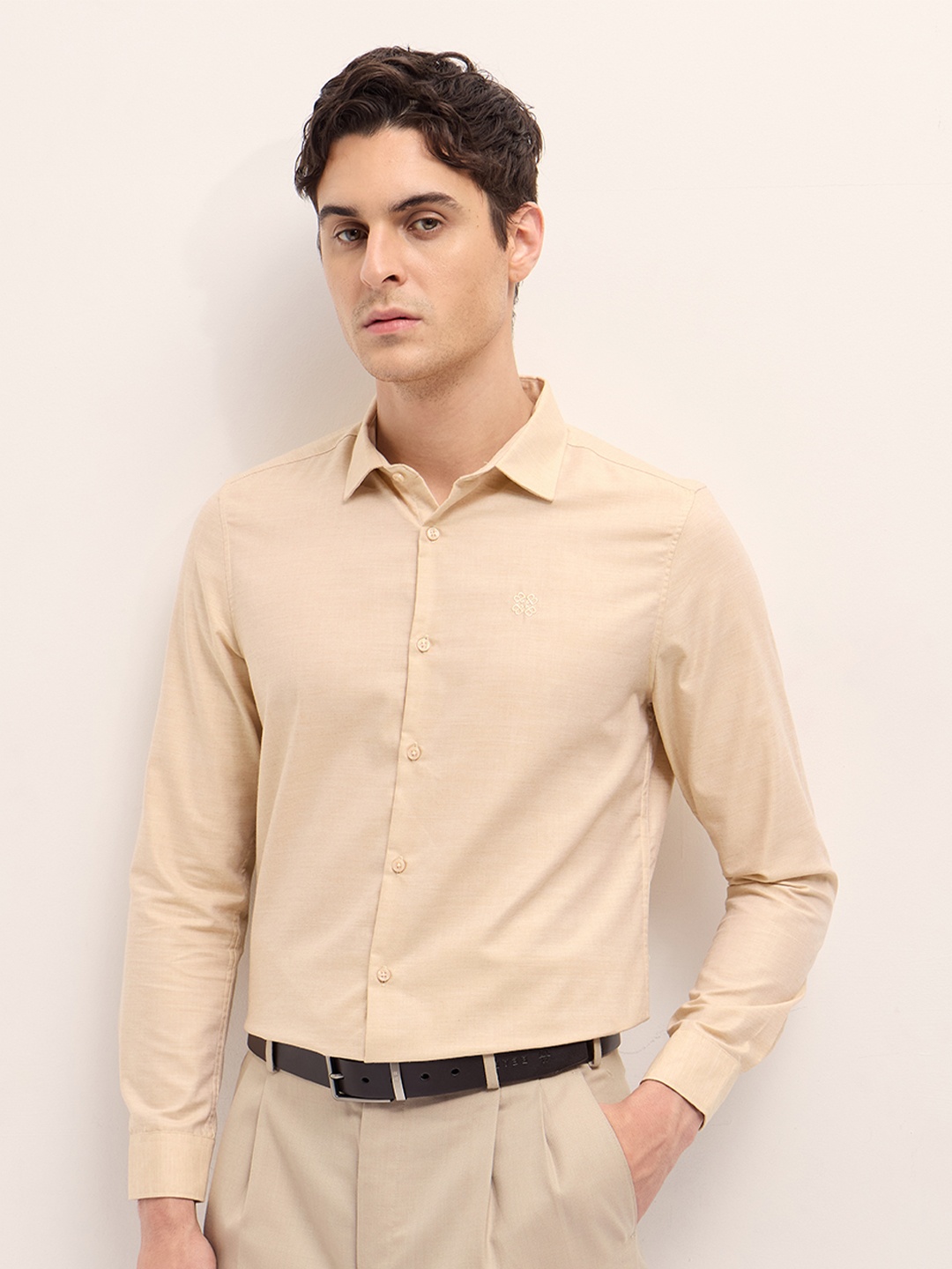 

THE BEAR HOUSE Men Tailored Fit Opaque Formal Shirt, Yellow