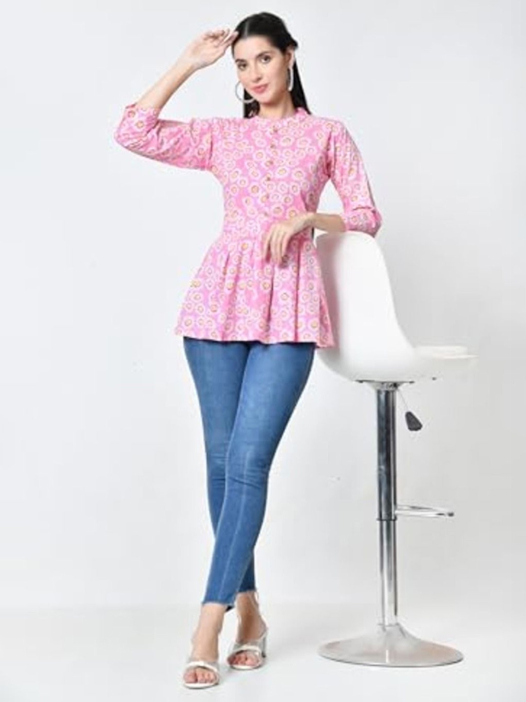 

LIBOZA Floral Printed Pure Cotton Kurti, Pink