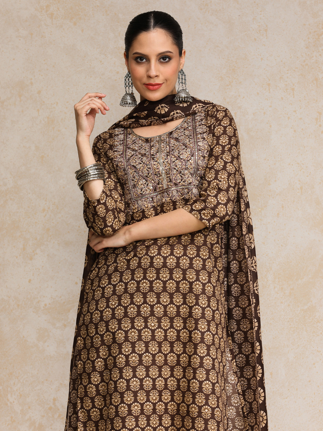 

Varanga Women Ethnic Motifs Printed Regular Thread Work Pure Cotton Kurta with Trousers & With Dupatta, Brown