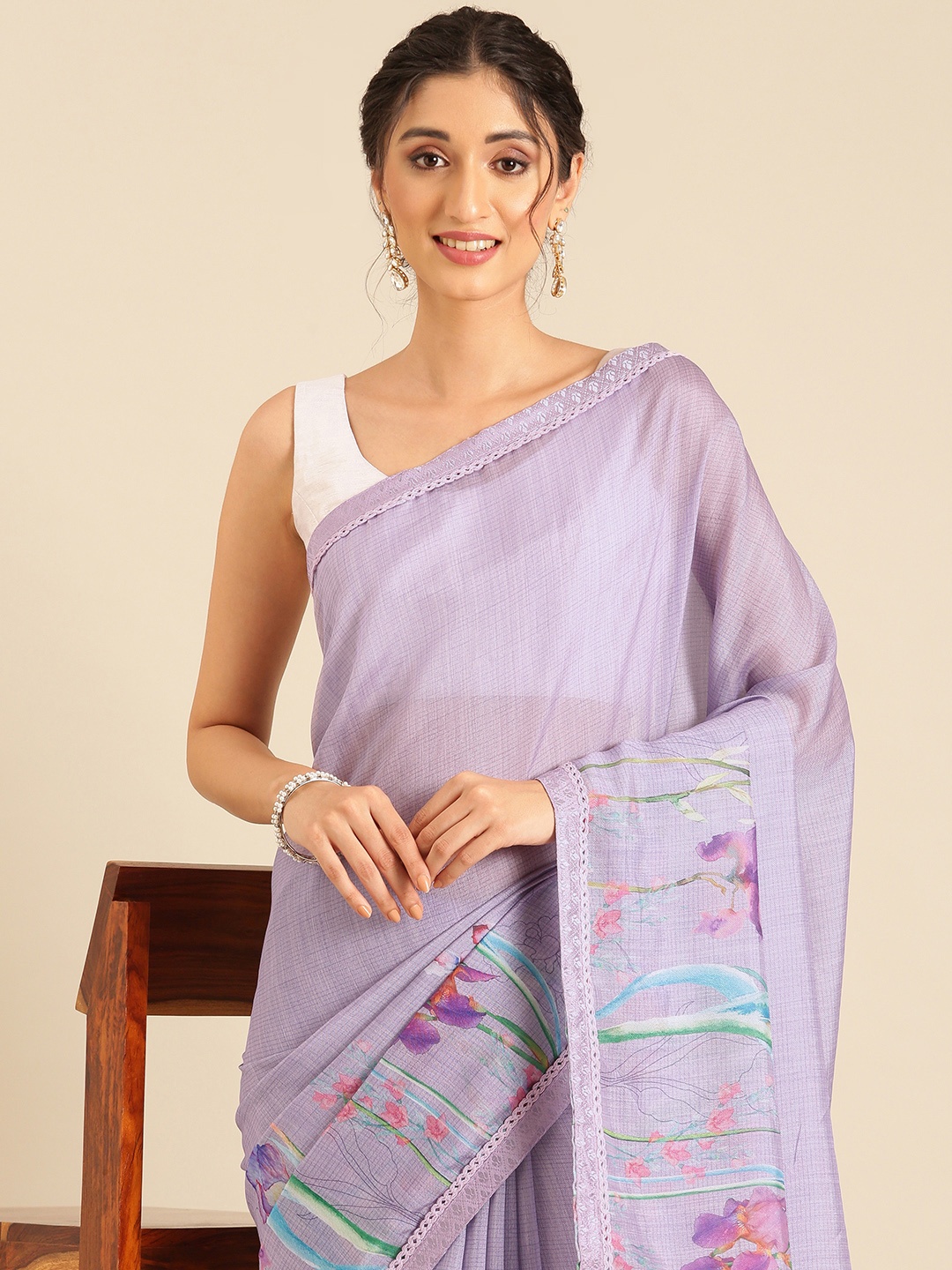 

Mitera Floral Printed Saree, Purple