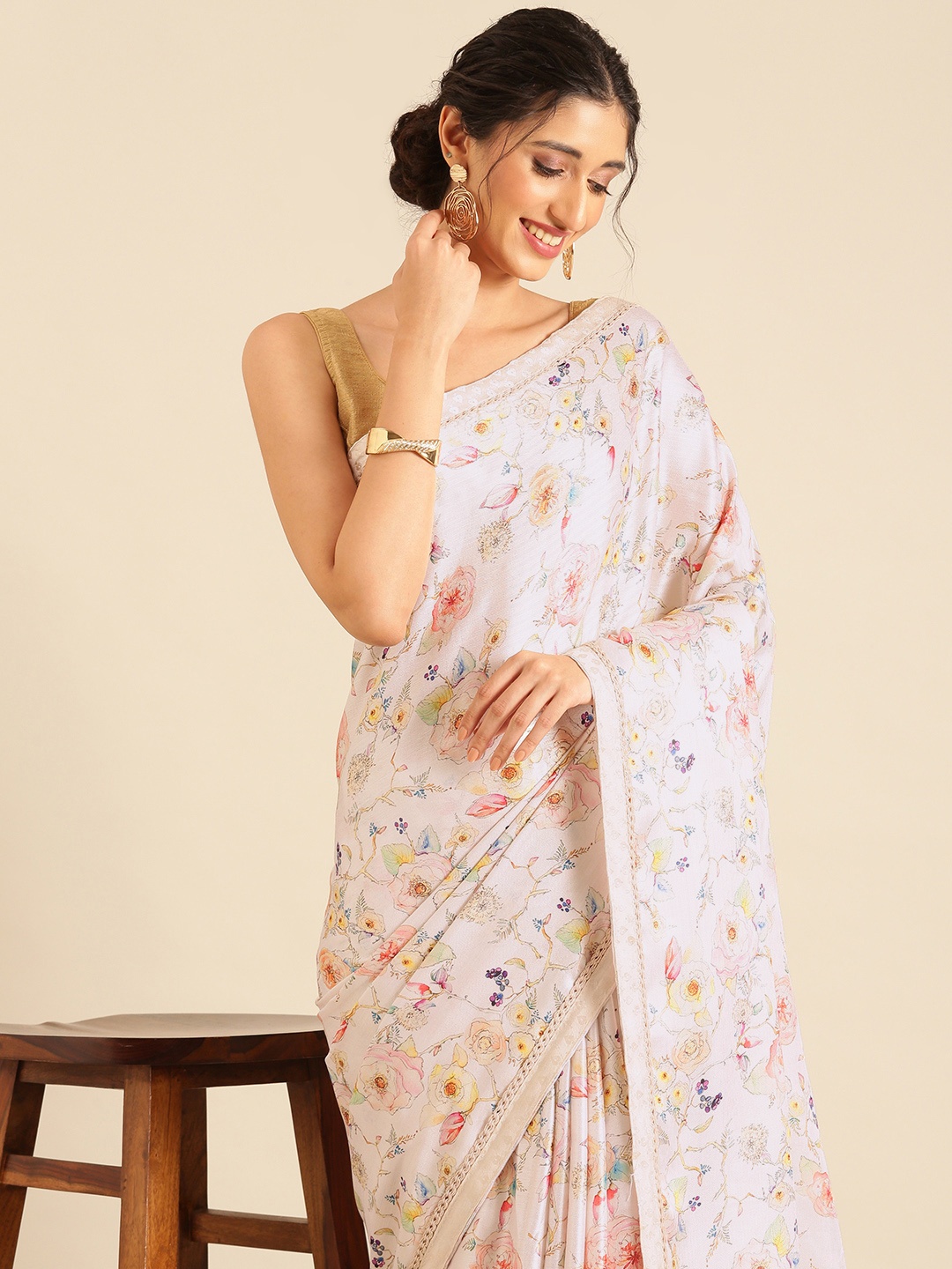 

Mitera Floral Printed Saree, White