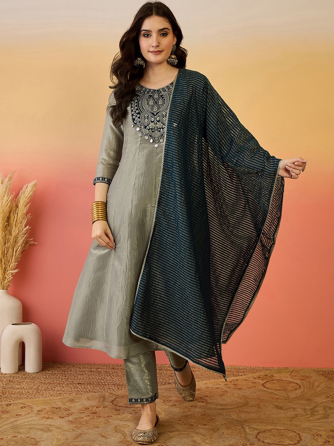 

Sangria Grey Silk Blend Straight Zari Sequence Embroidered Kurta Pant with Dupatta