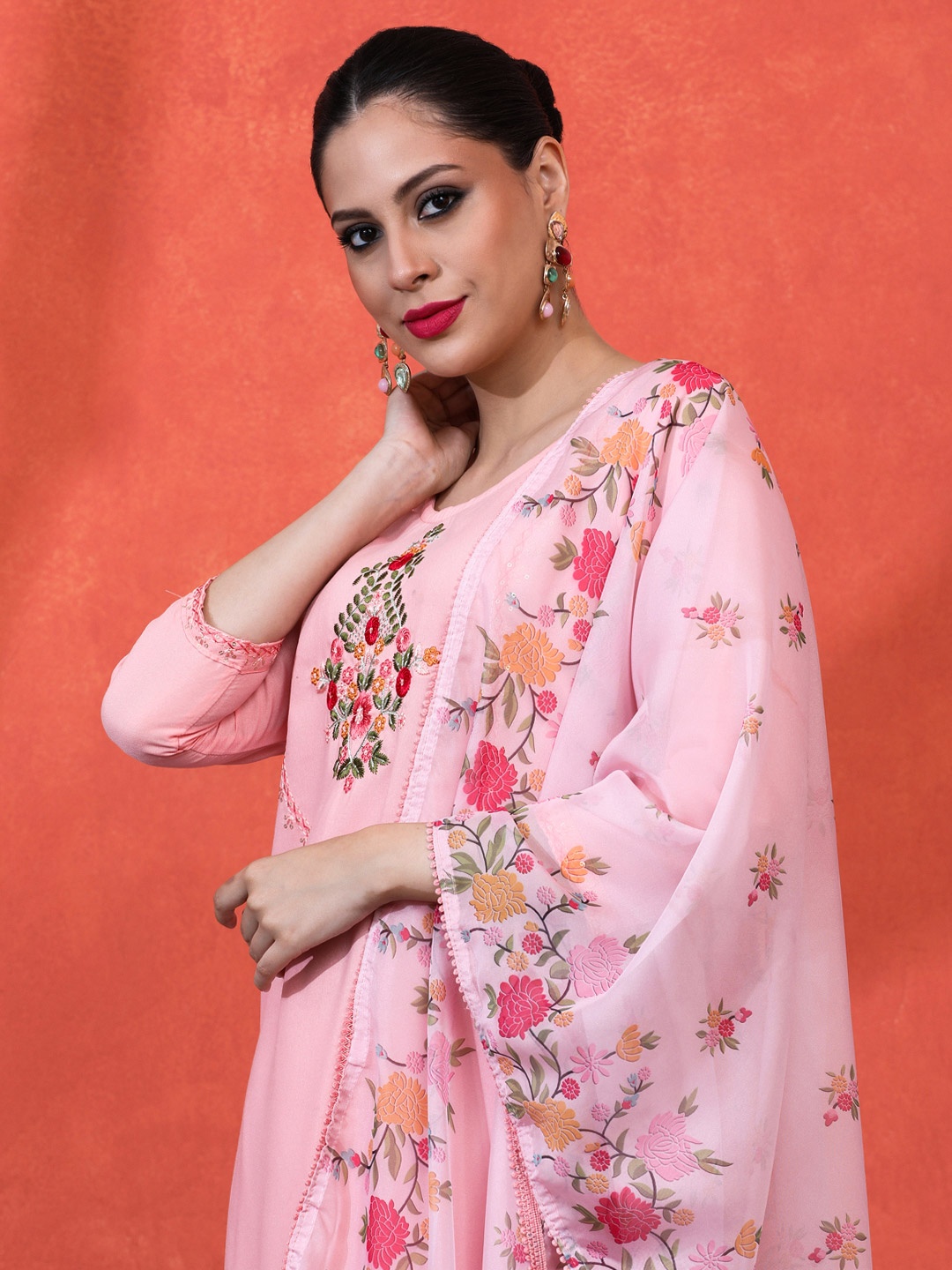 

Sangria Women Embroidered Straight Kurta With Trousers & Dupatta, Pink