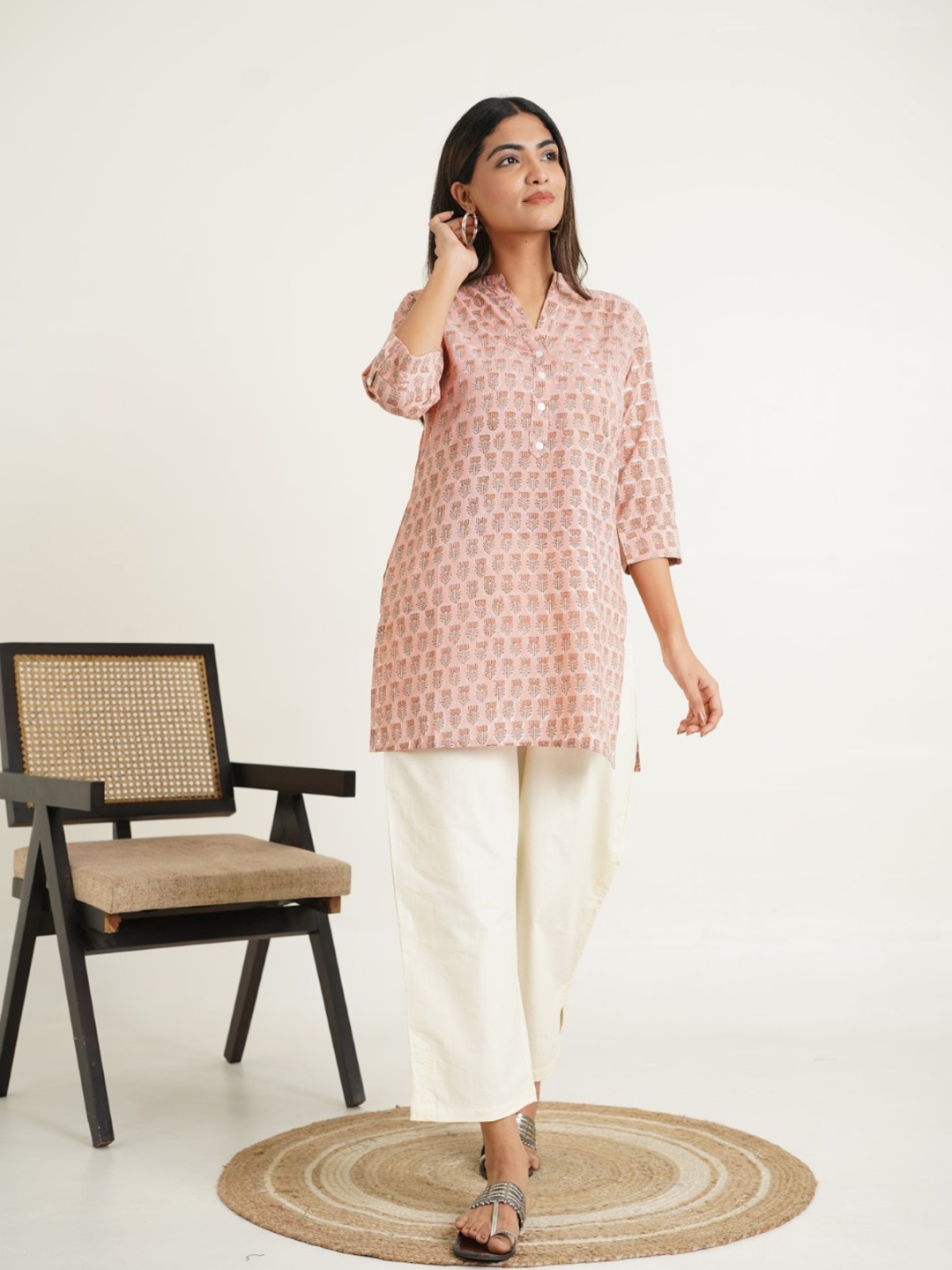

GOODHAND Floral Printed Pure Cotton Kurti, Peach
