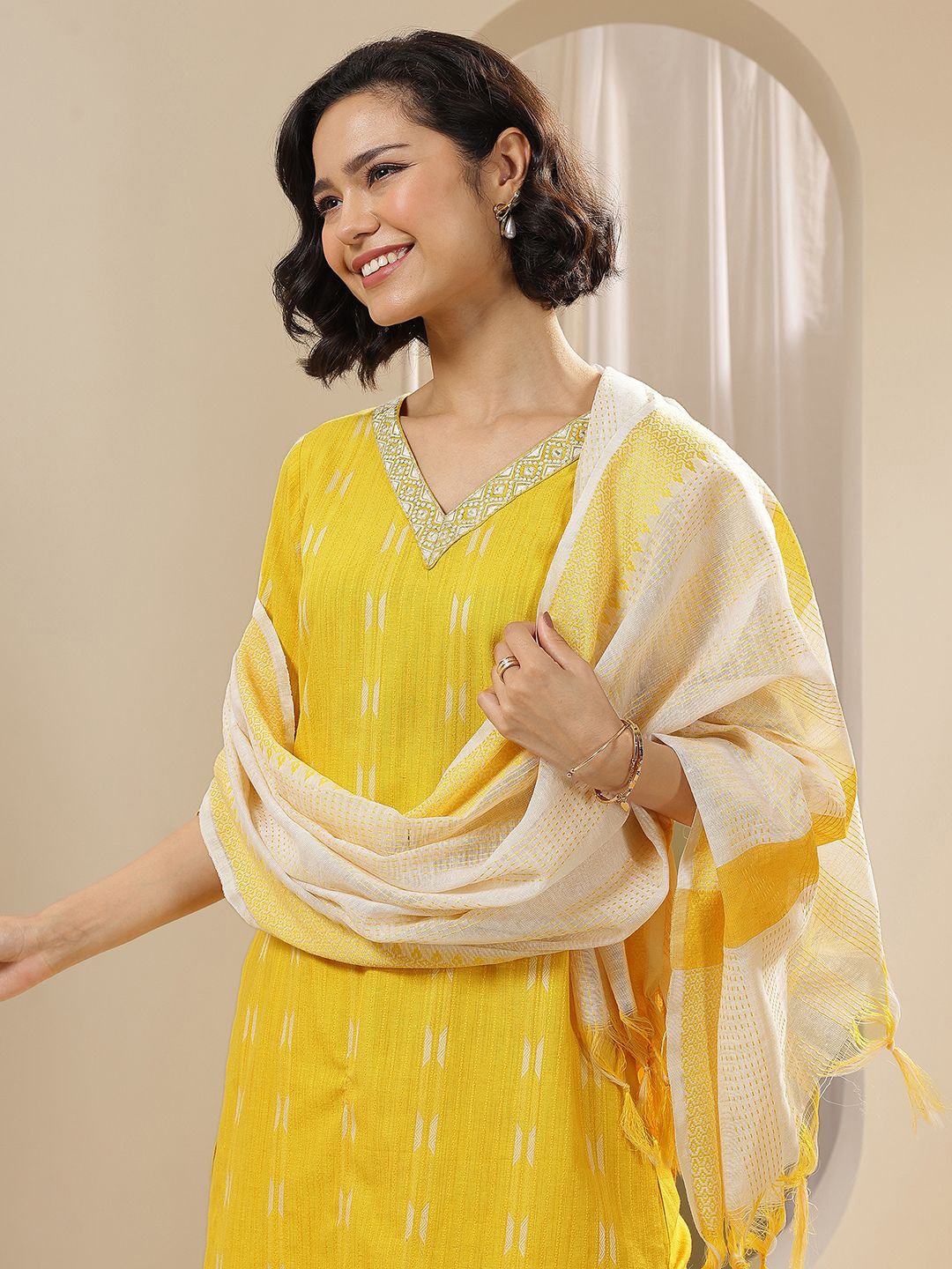 

Libas Women Ethnic Motifs Regular Thread Work Kurta with Salwar & With Dupatta, Yellow
