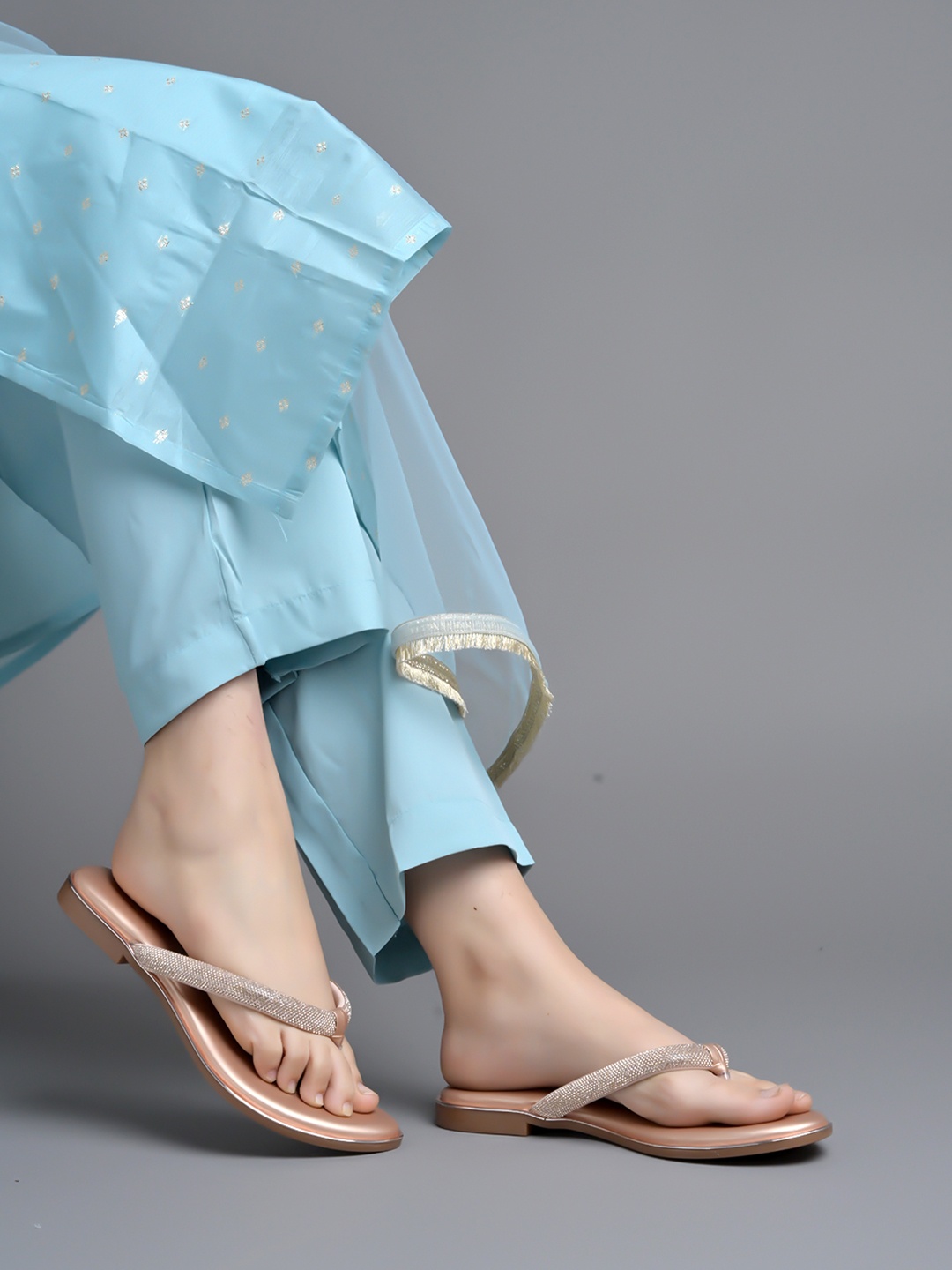 

Shoetopia Women Embellished Party One Toe Flats, Gold