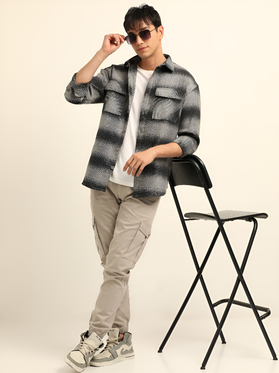 

Bushirt Checked Oversized Fit Pure Cotton Casual Shacket, Grey