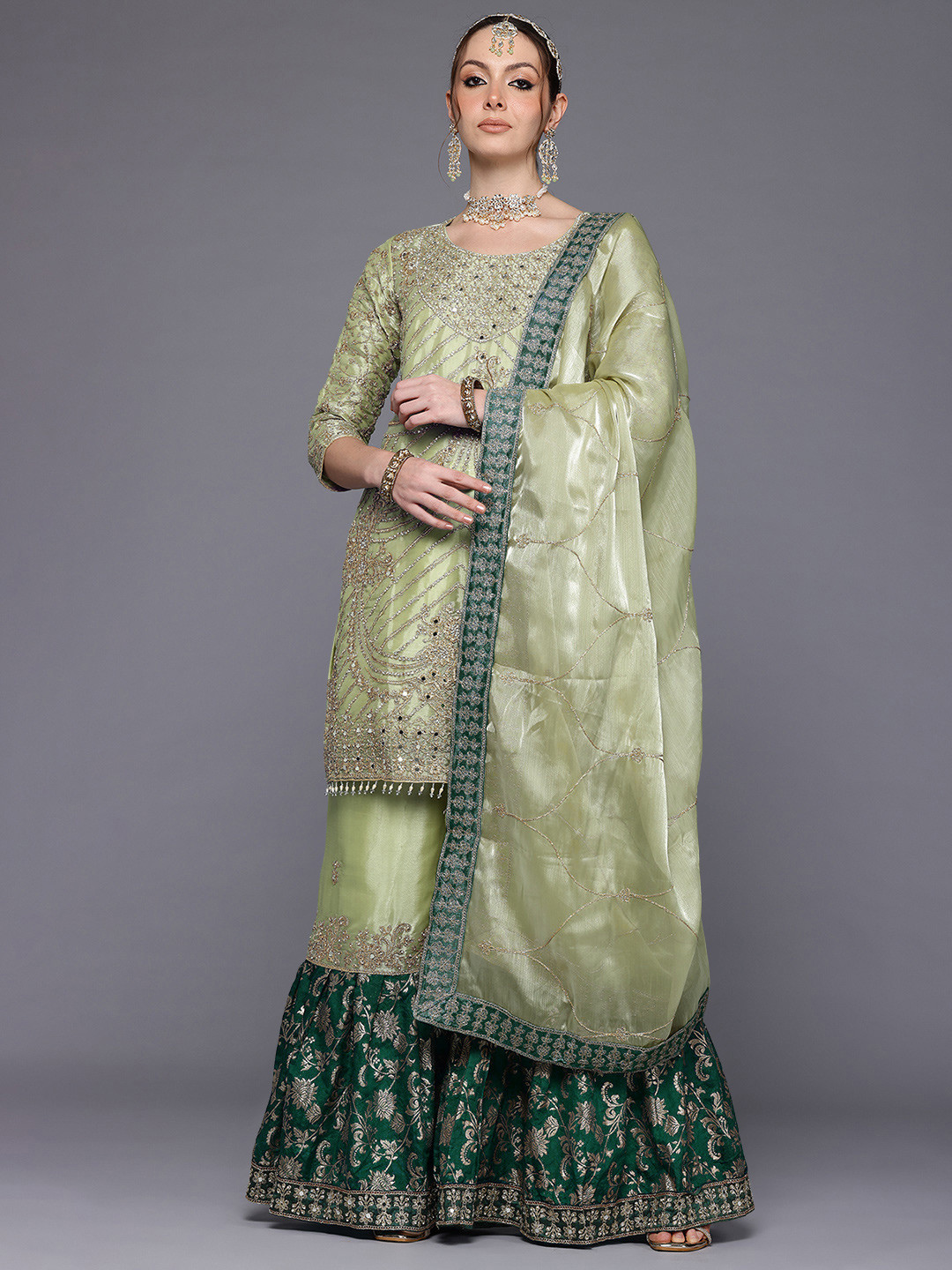 

Ahalyaa Embroidered Organza Semi-Stitched Dress Material, Green